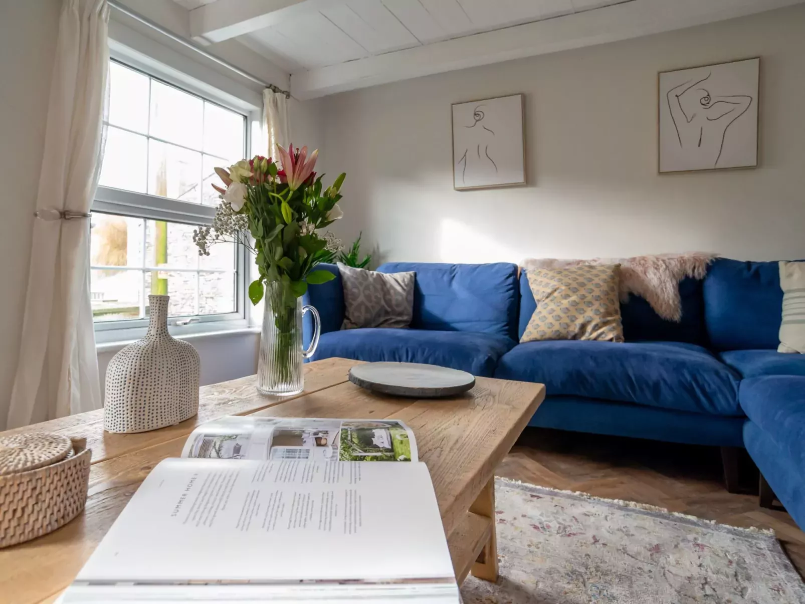 Issey Cottage-Inside