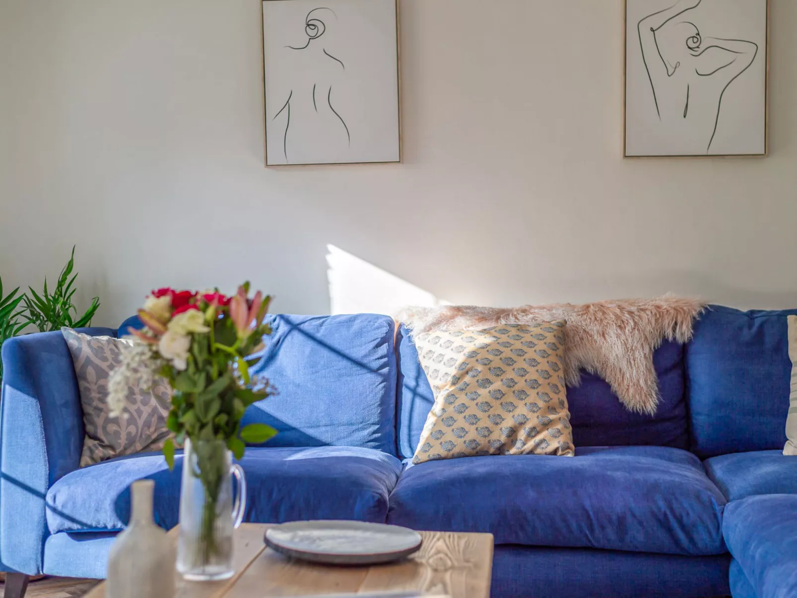 Issey Cottage-Inside