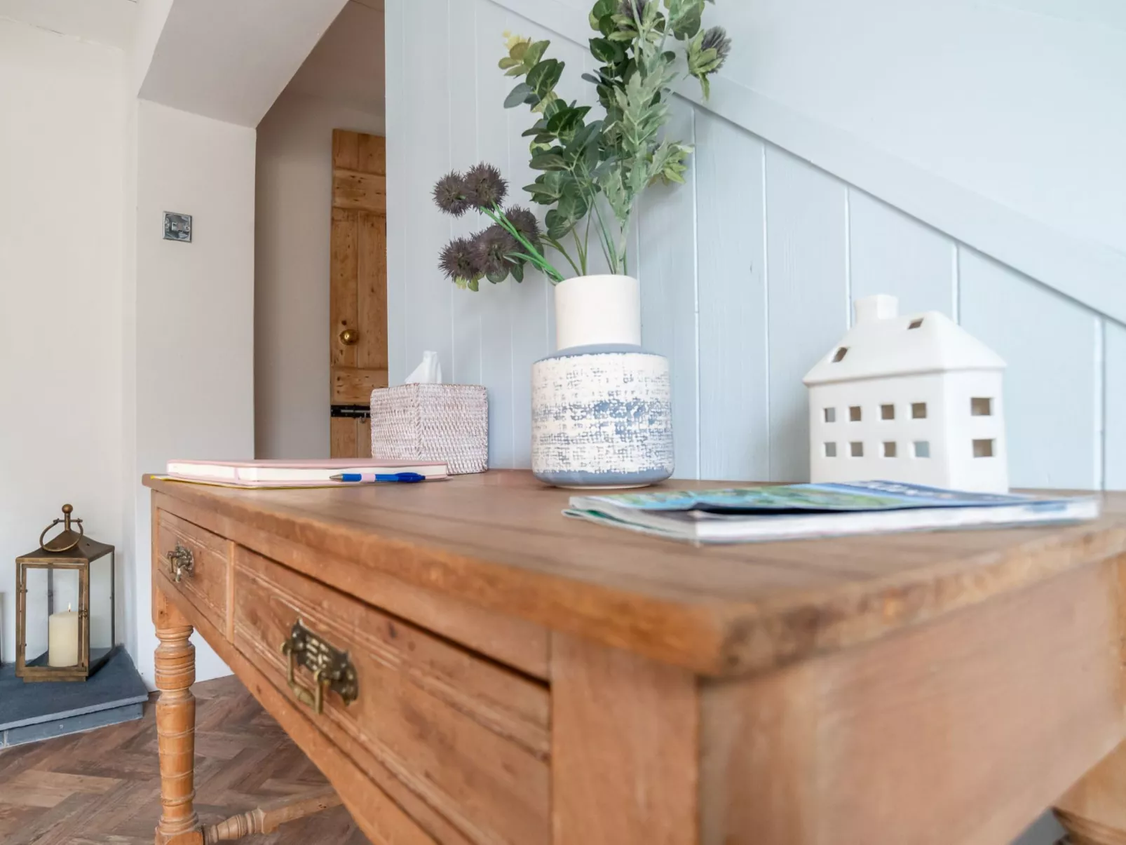 Issey Cottage-Inside