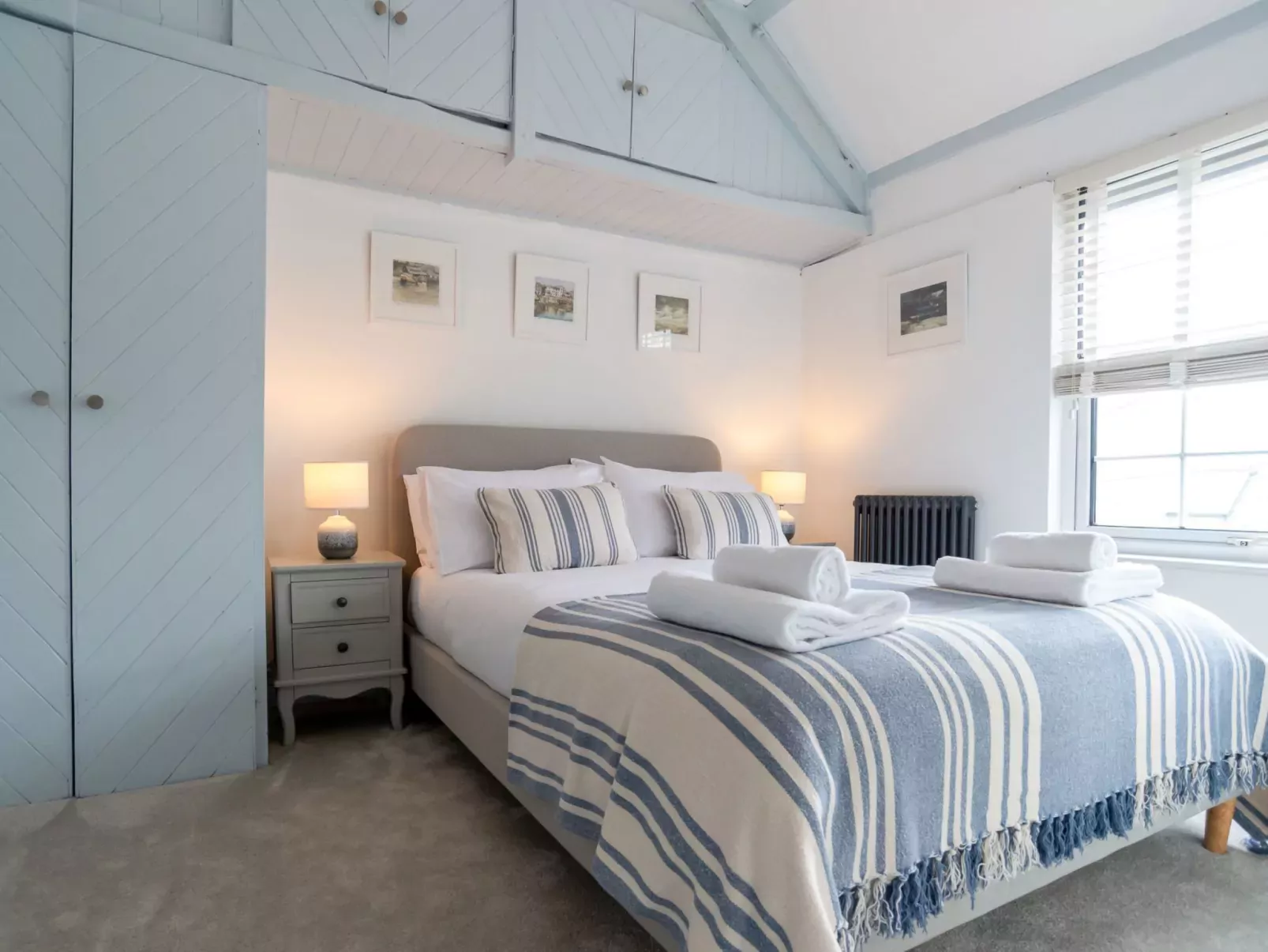 Issey Cottage-Inside