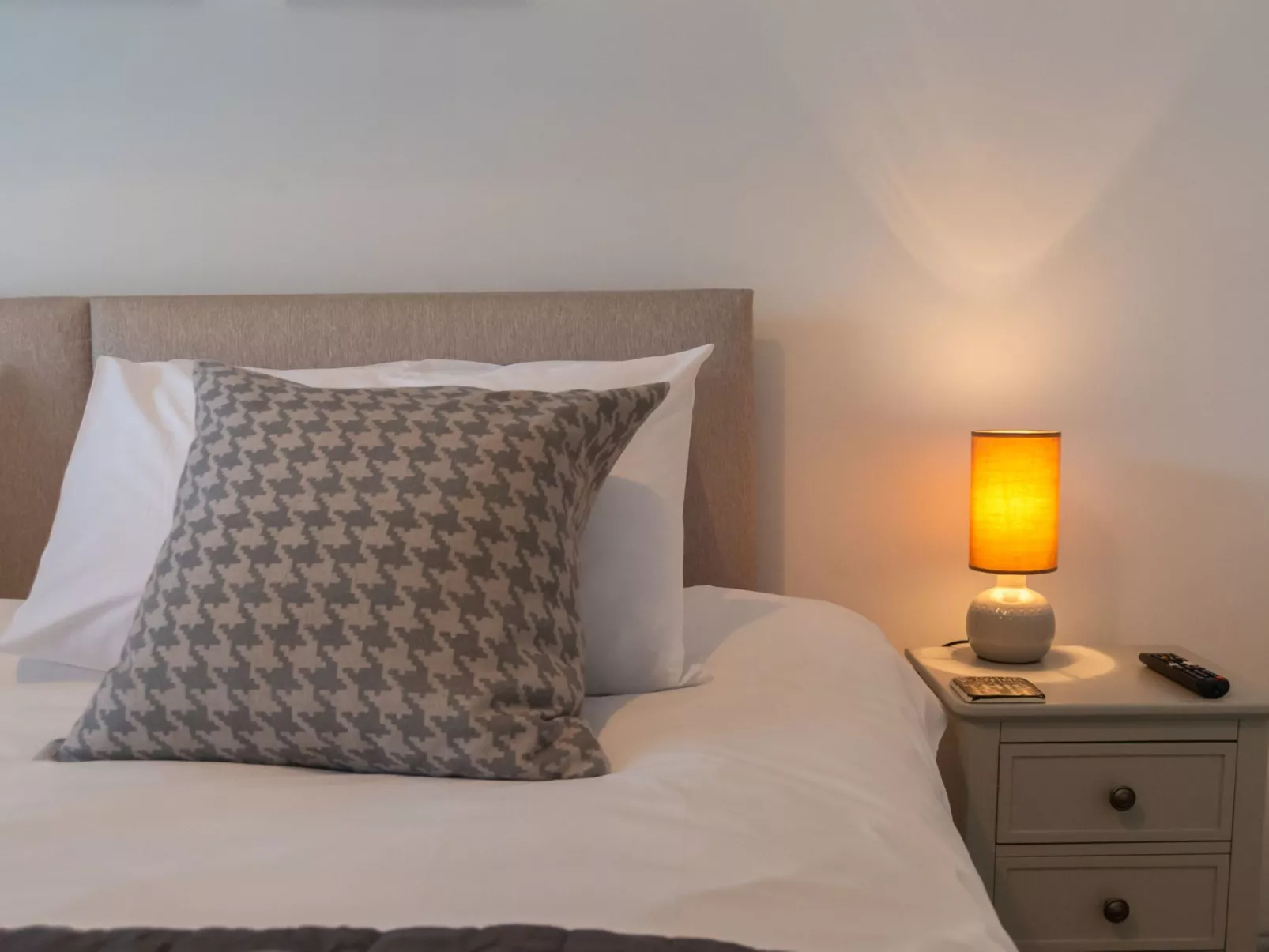 Issey Cottage-Inside