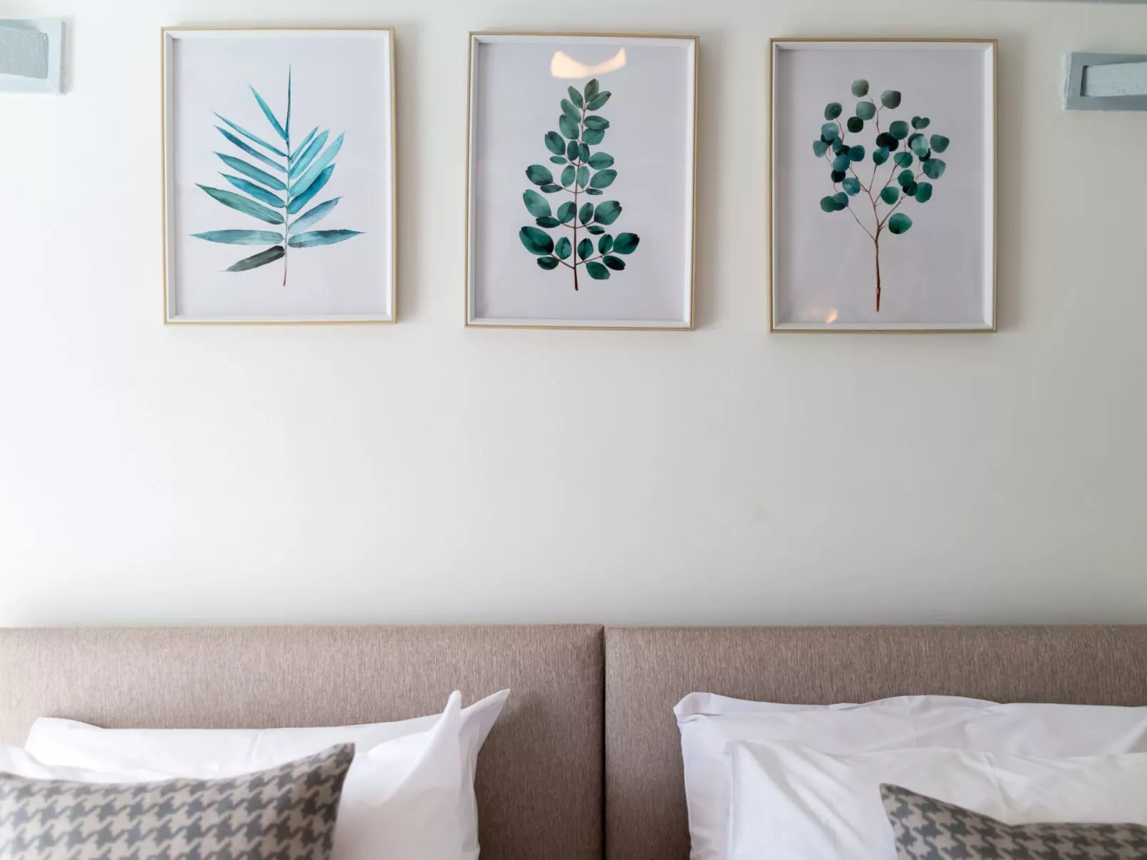 Issey Cottage-Inside
