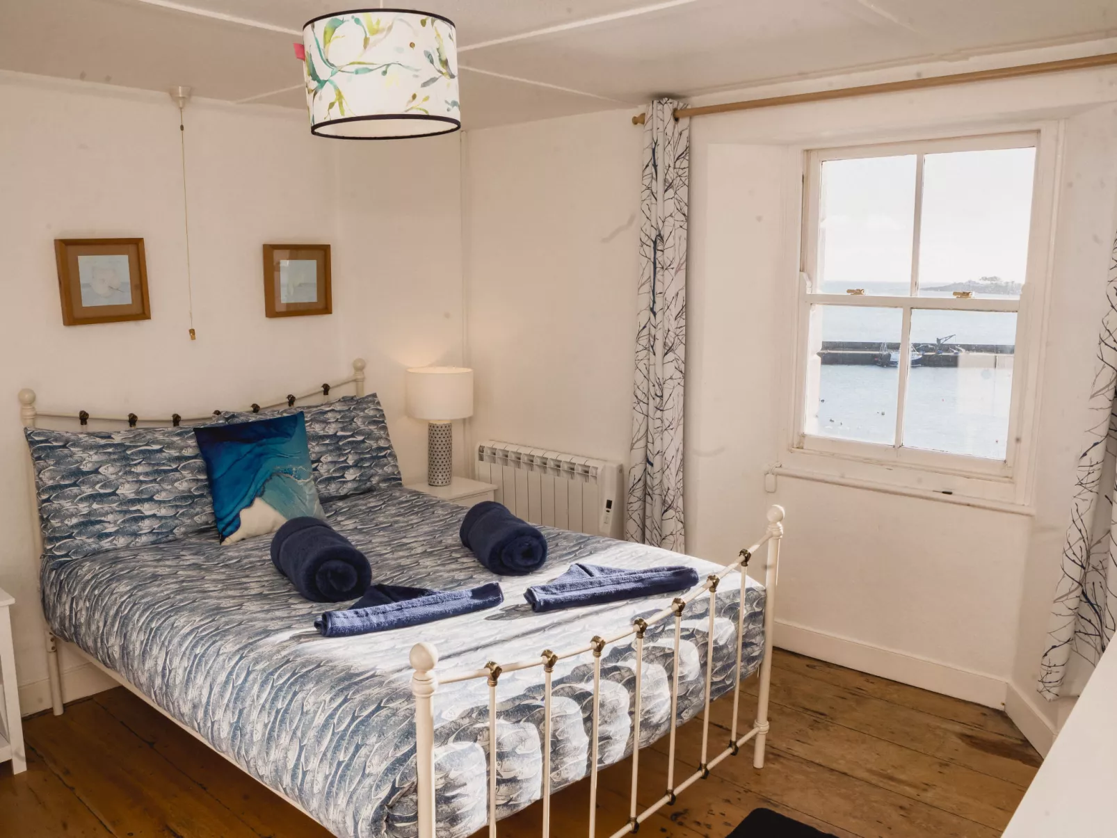 Cliff Cottage-Inside