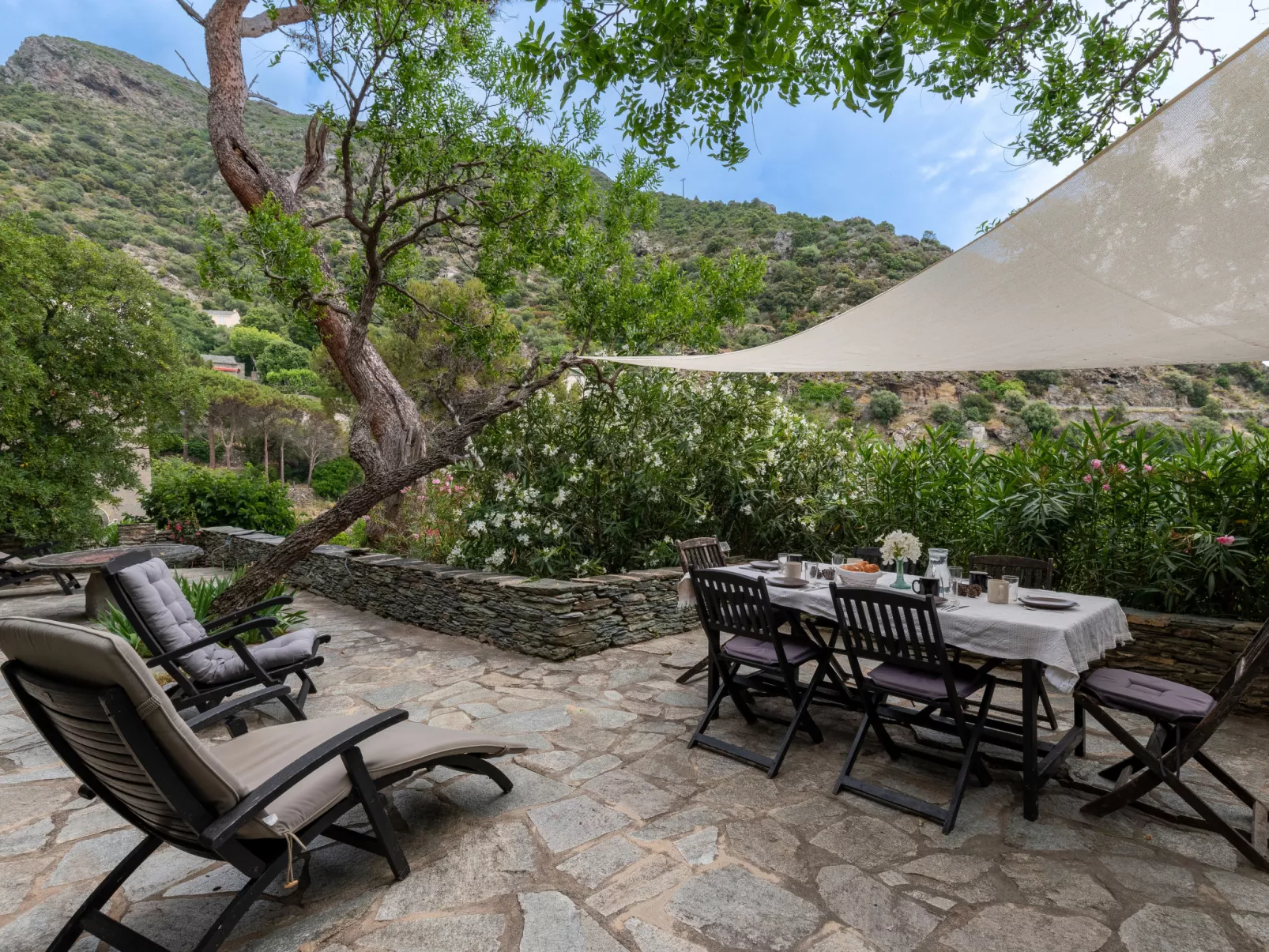 Casa Nonza-Outside
