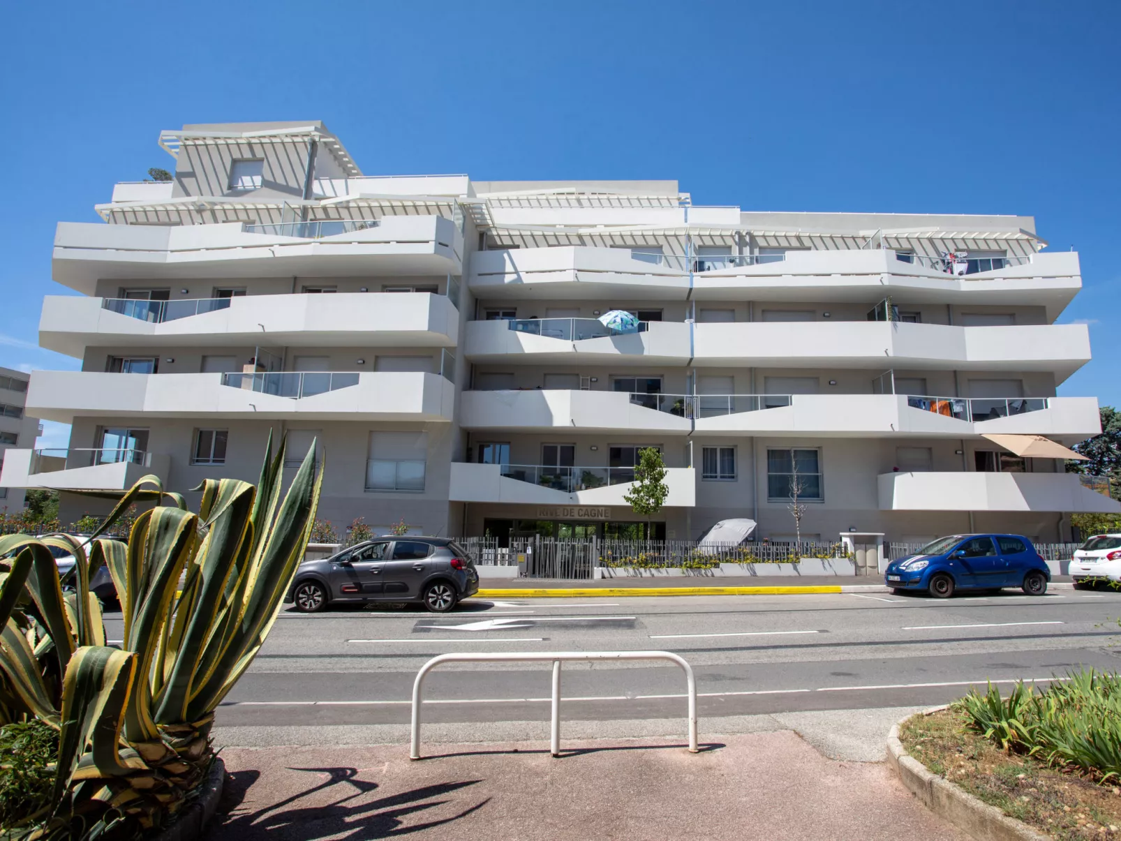 Rive de Cagnes-Outside