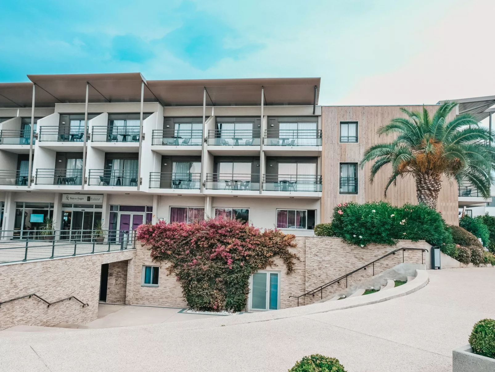 Résidence Thalazur Antibes-Outside