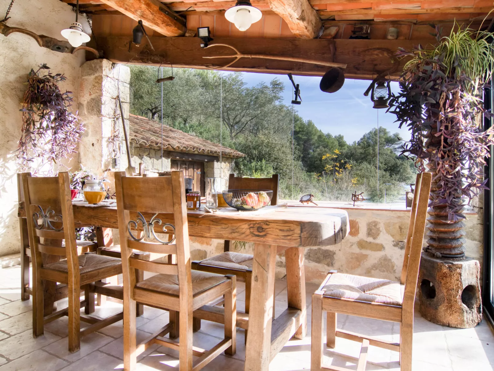 Chez Canard-Inside