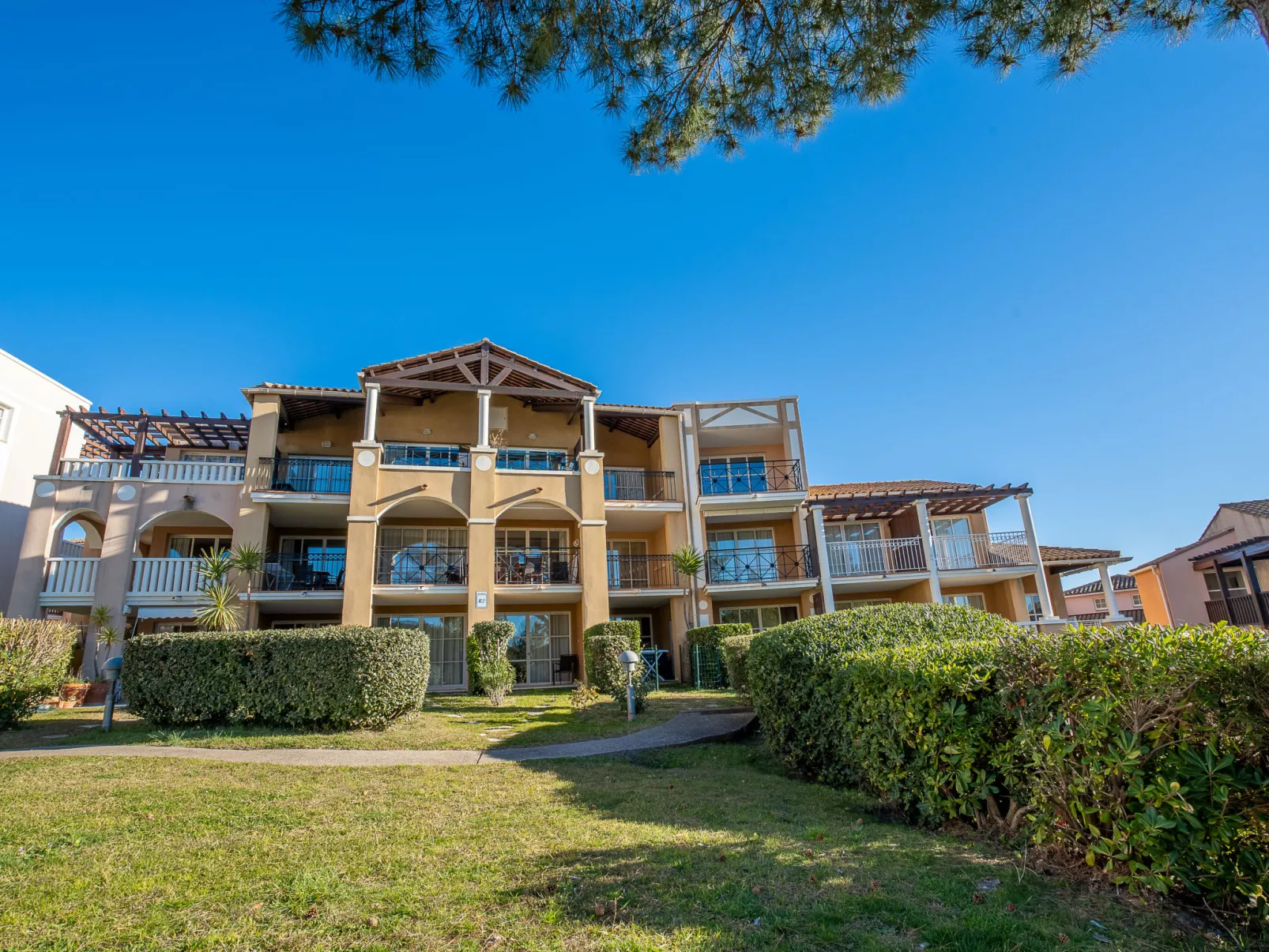 Cap Estérel - Le Hameau (Mini Villa 35)-Draußen