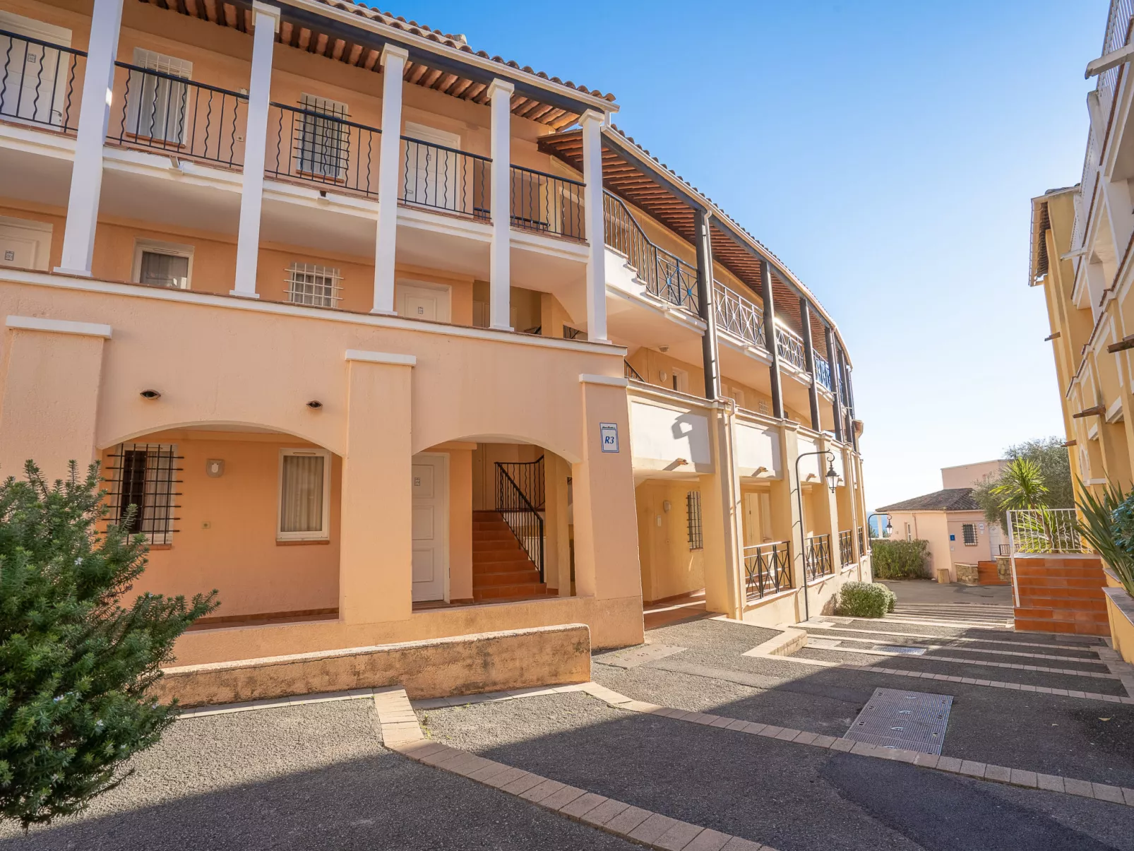 Cap Estérel - Le Hameau (Mini Villa 35)-Draußen