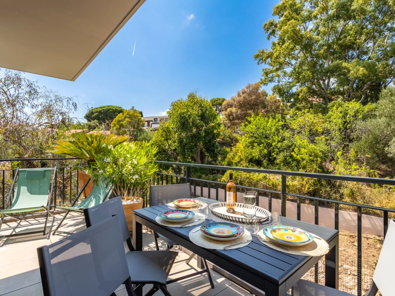 Le Clos Jardin-Outside