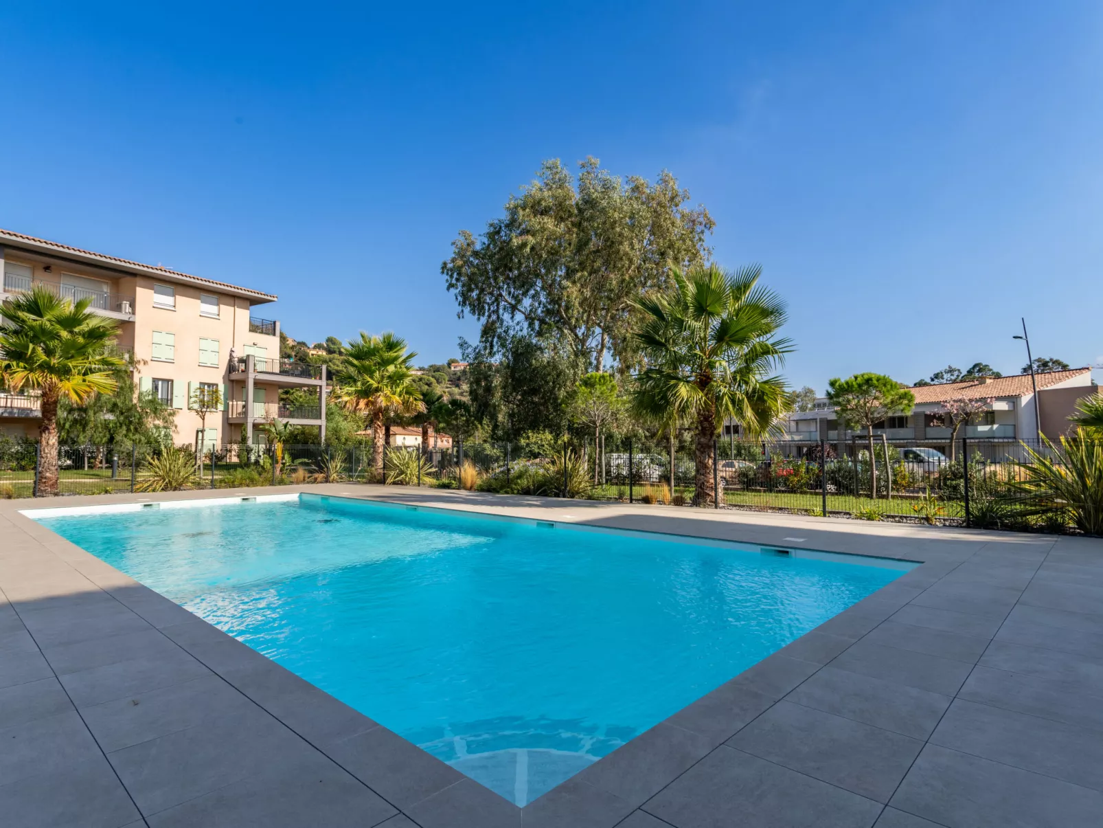 Le Clos Jardin-Outside