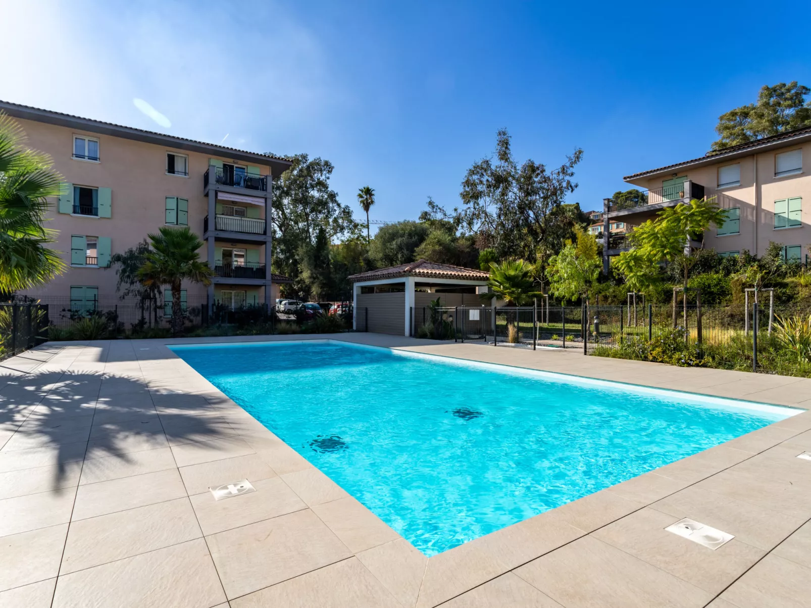 Le Clos Jardin-Outside