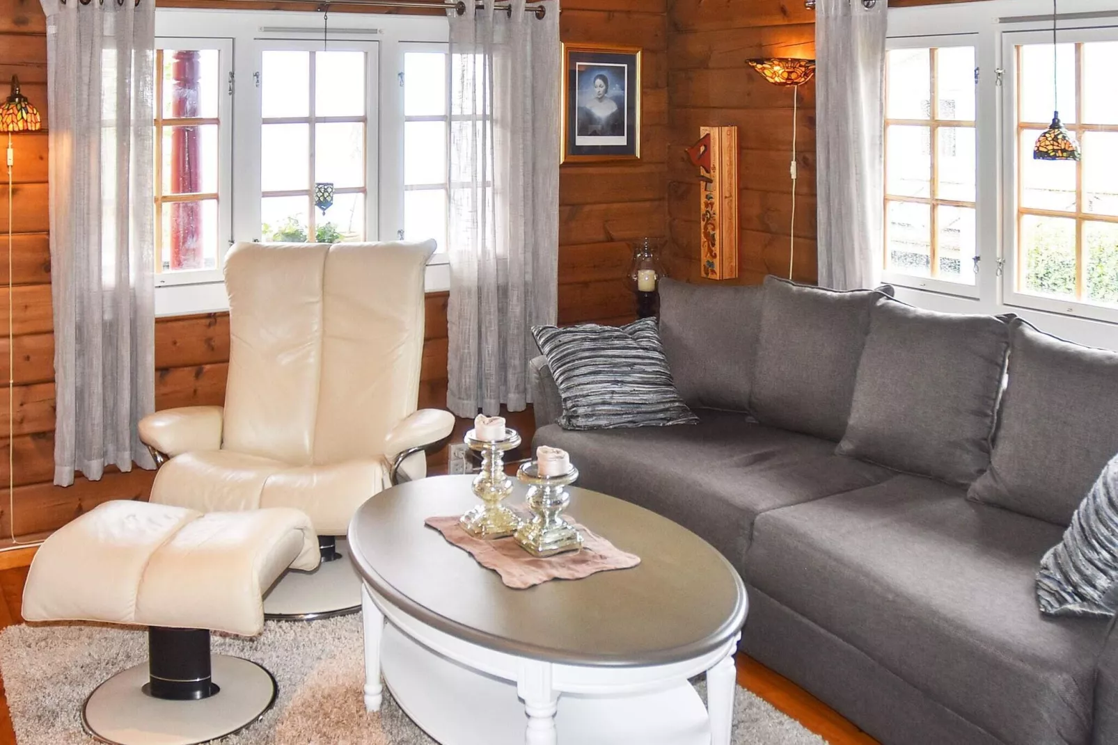 FREDHEIM 04417-Indoor