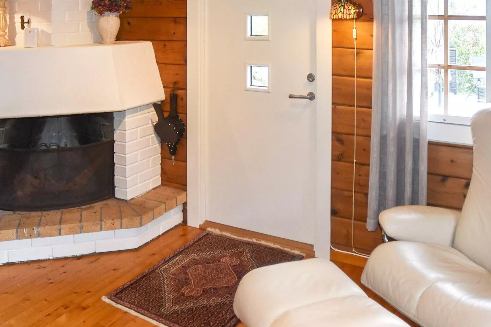 FREDHEIM 04417-Indoor