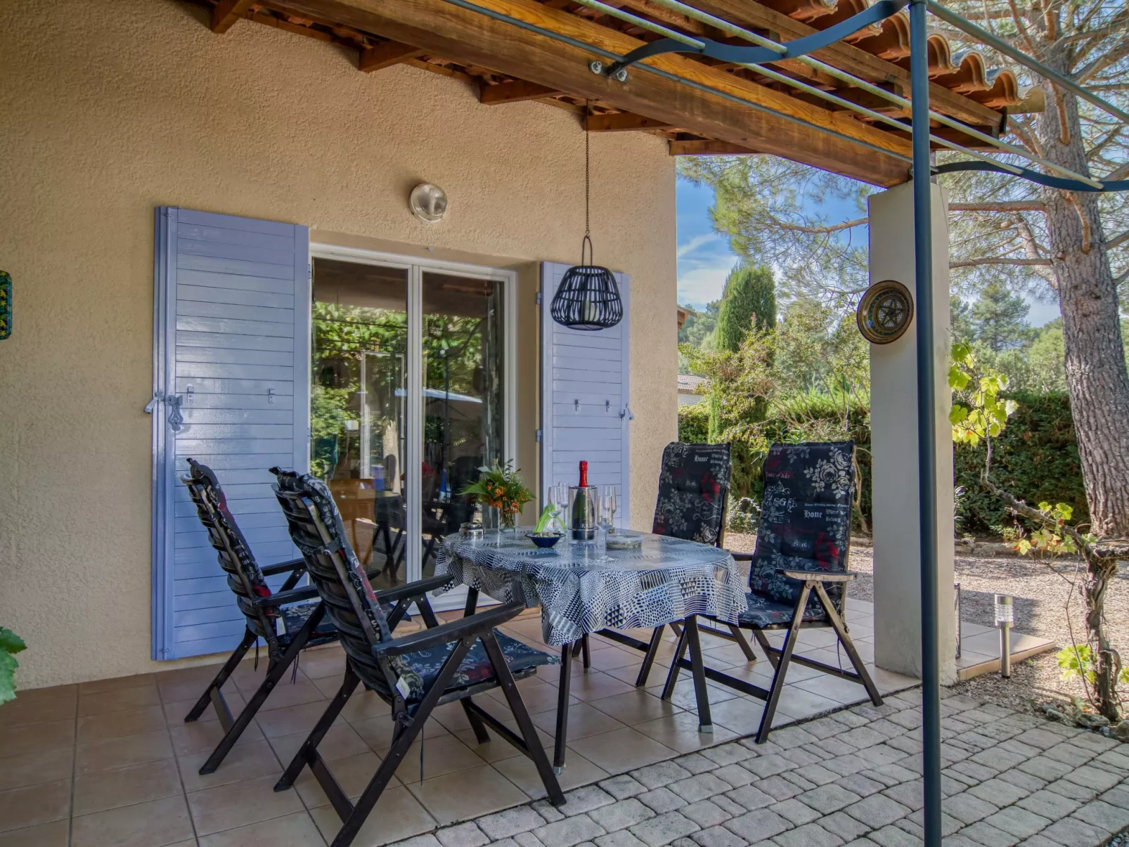 Bastide 1A-Dehors