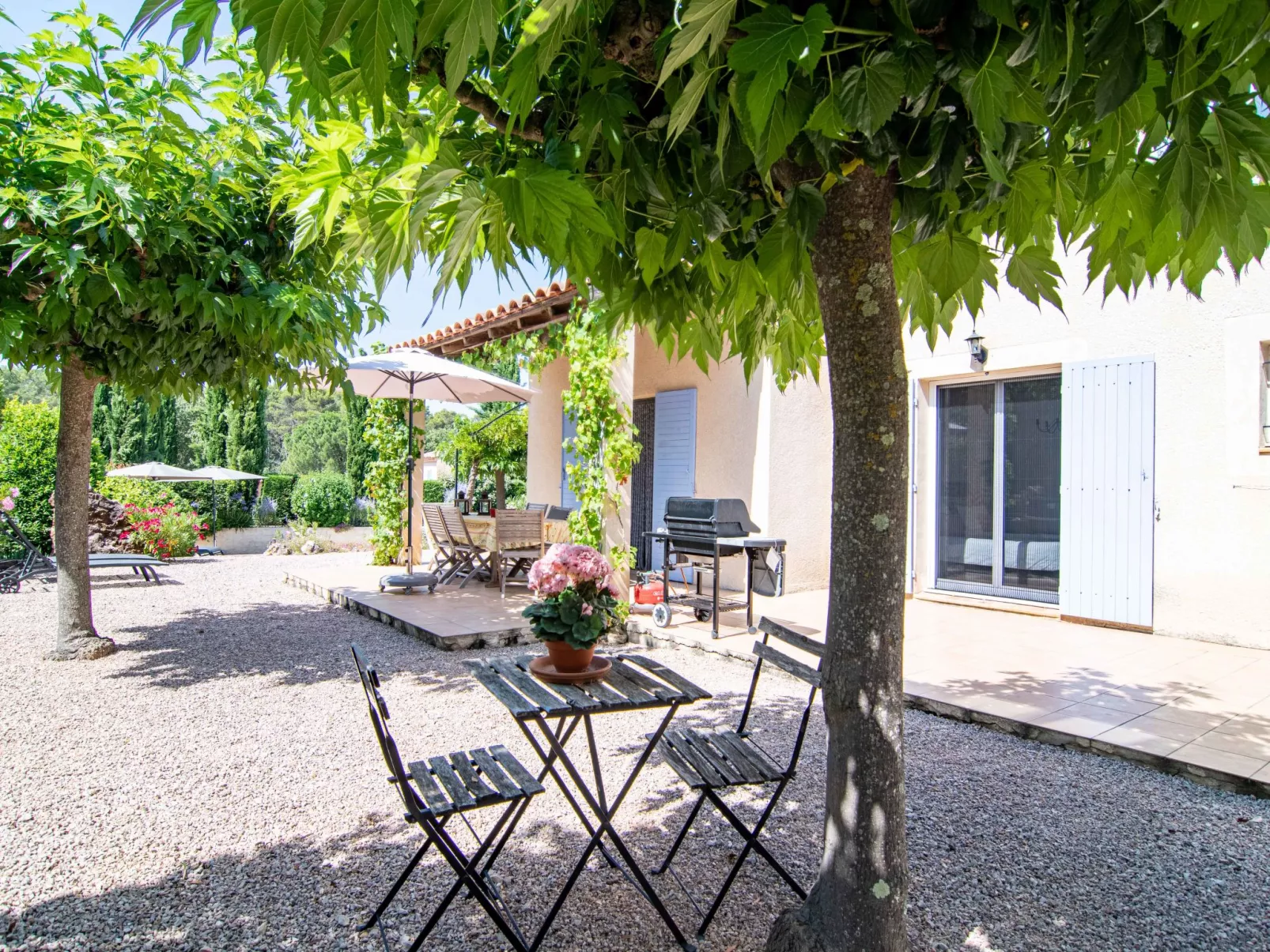 Petit Paradis Villa 44-Draußen