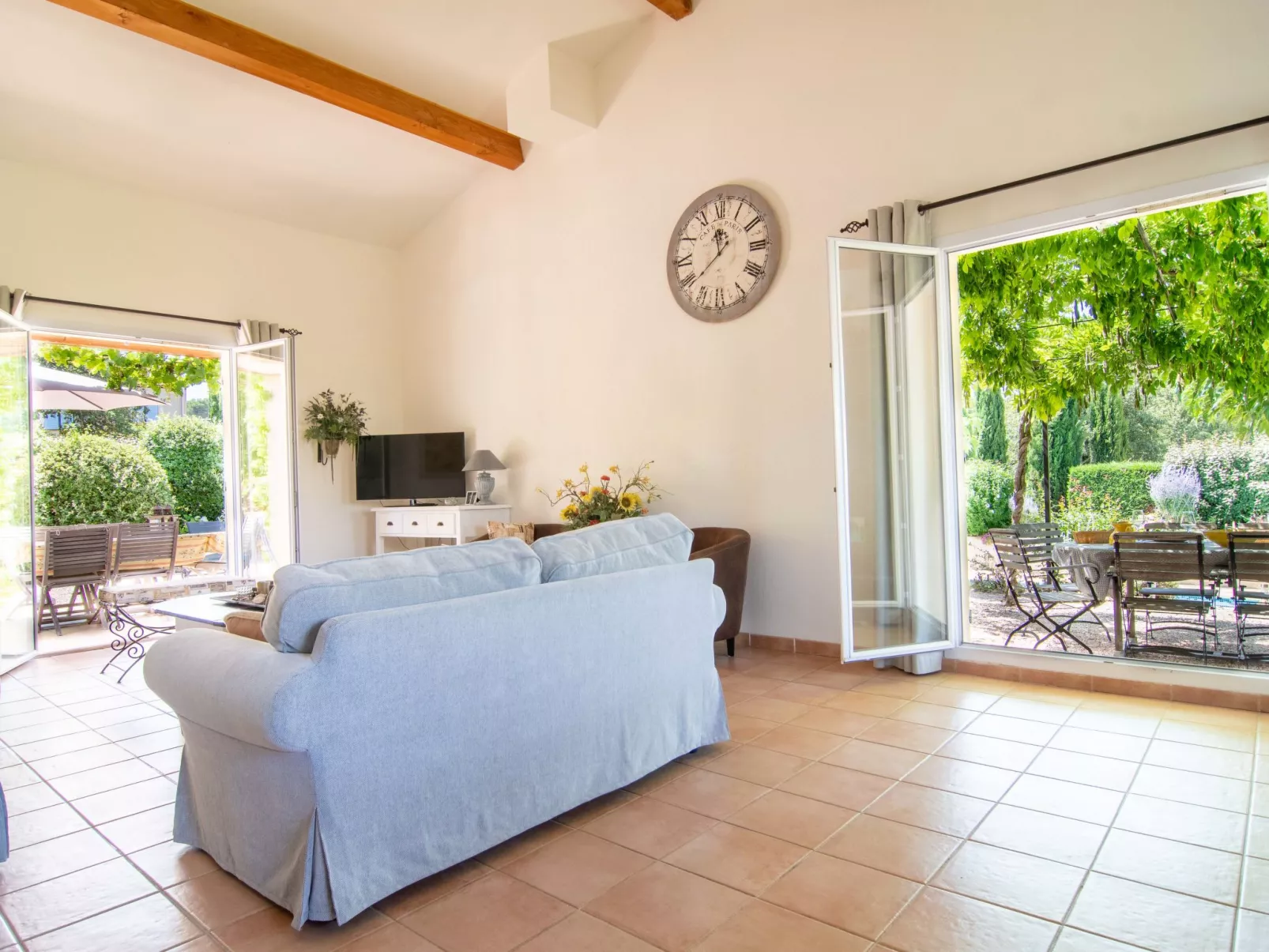 Petit Paradis Villa 44-Drinnen