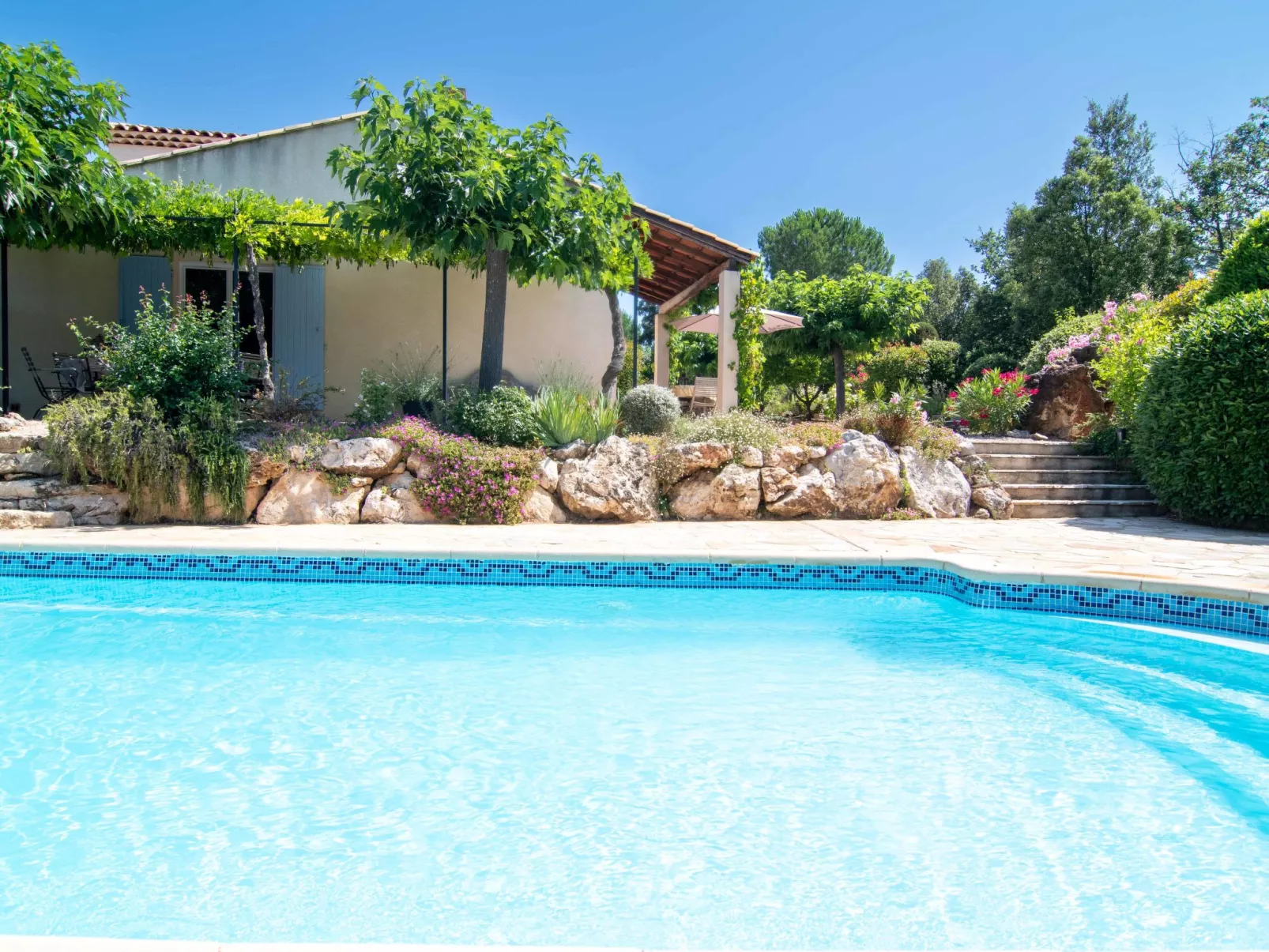 Petit Paradis Villa 44-Draußen