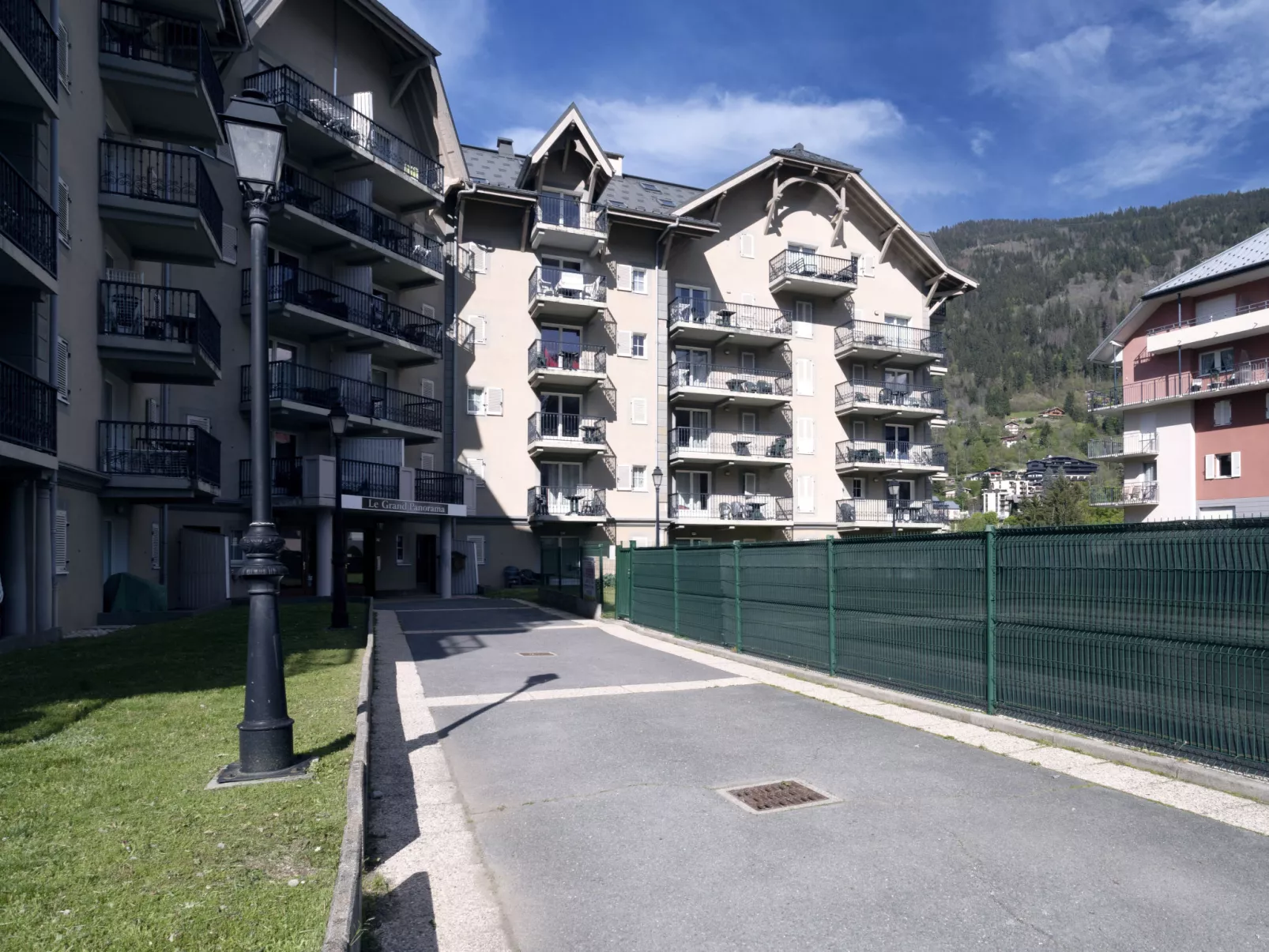 Le Grand Panorama 412-Outside