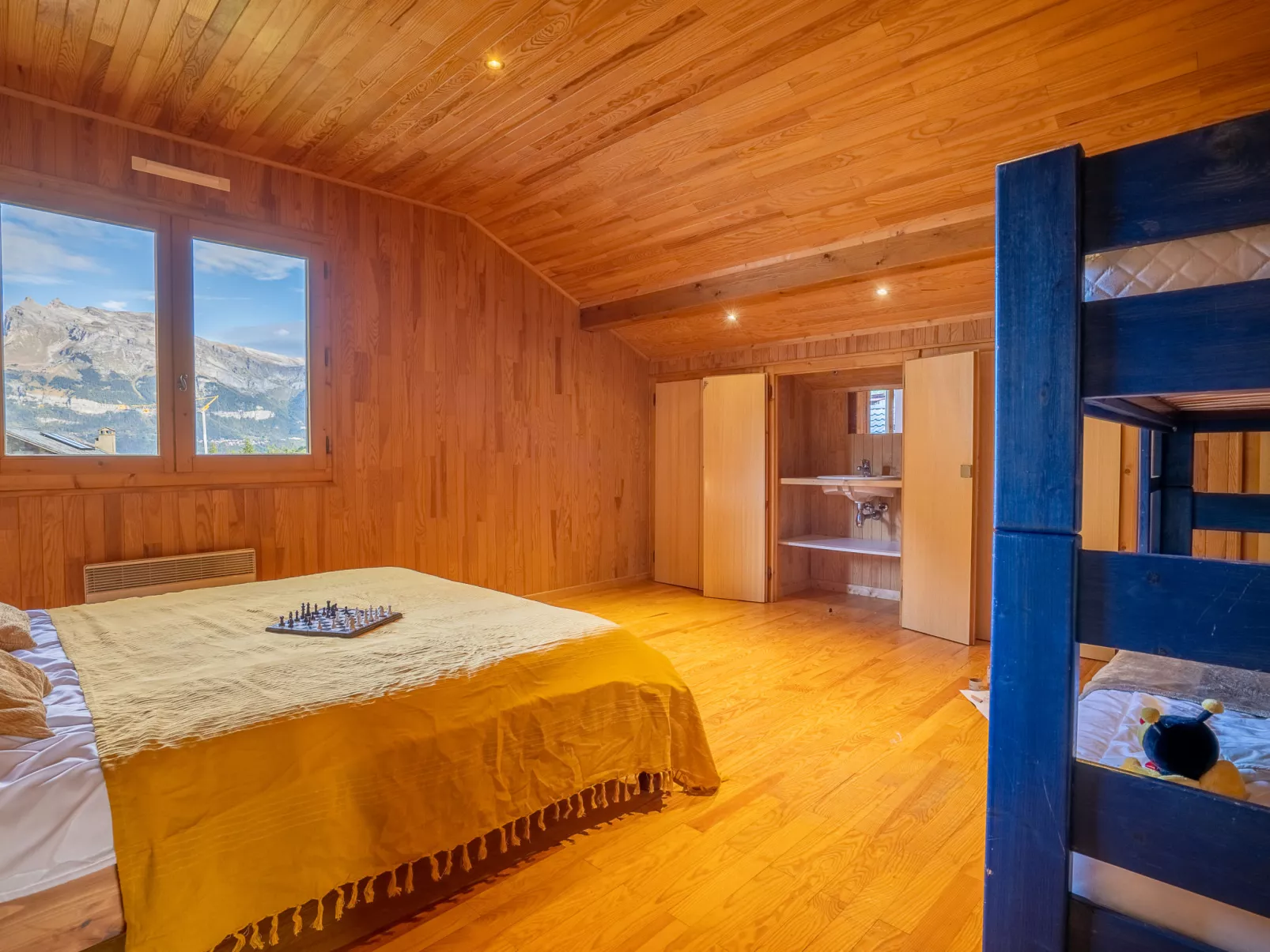 Chalet Mendiaux-Inside