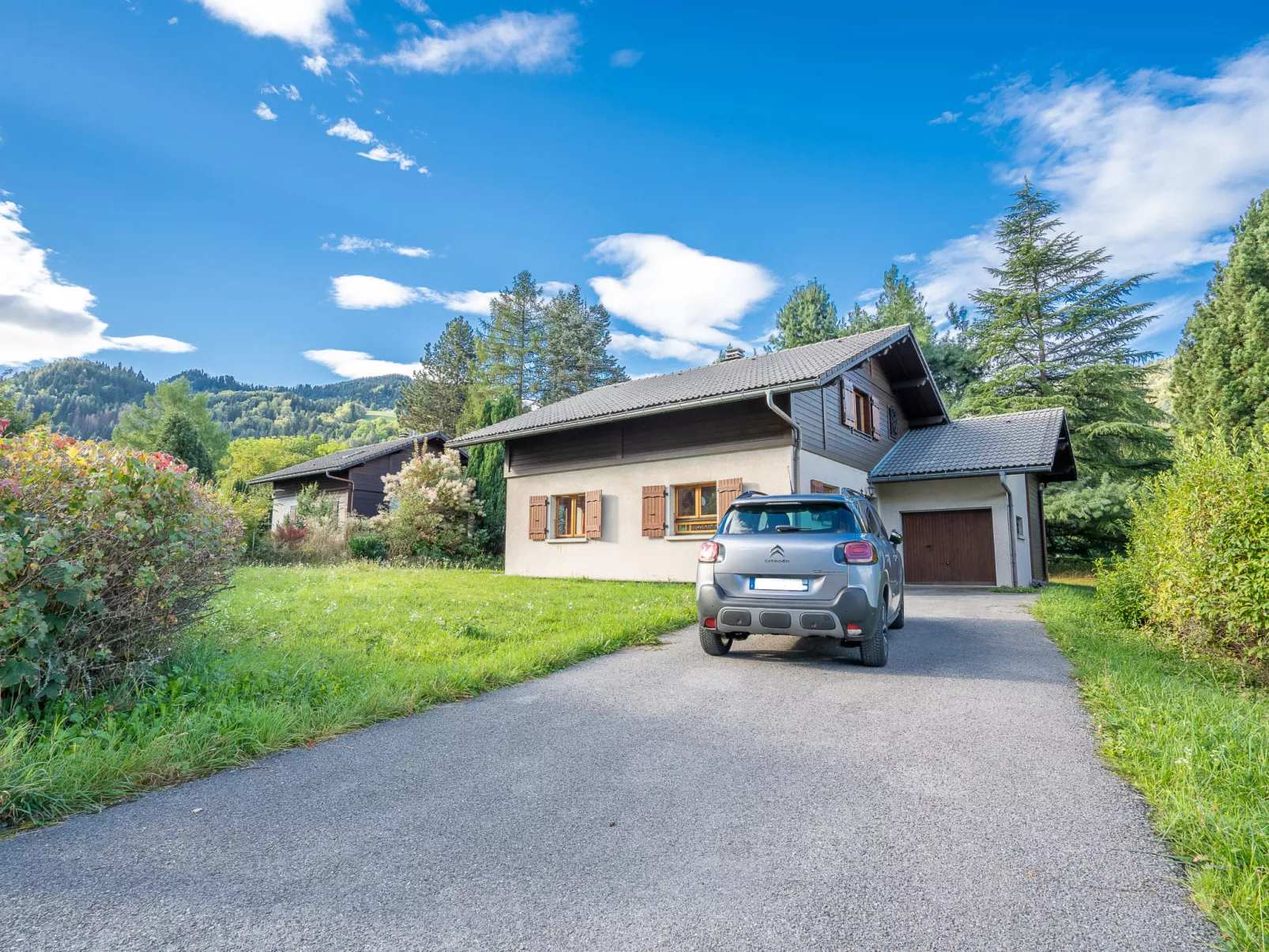 Chalet Mendiaux-Outside