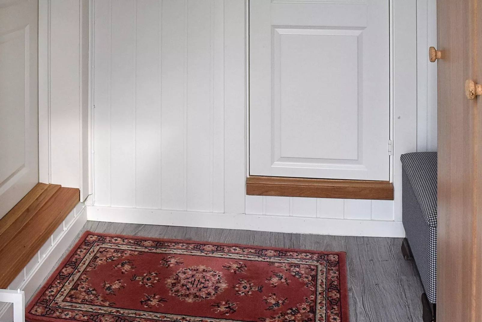 FREDHEIM 04417-Indoor