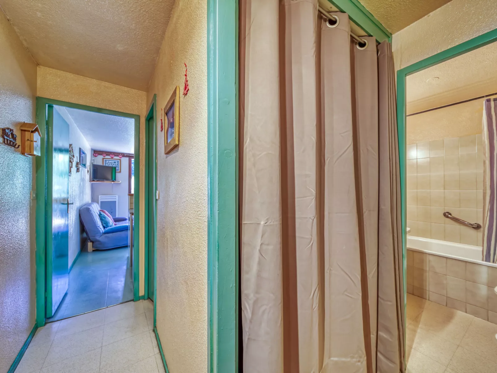 Vostok Zodiaque - Drinnen