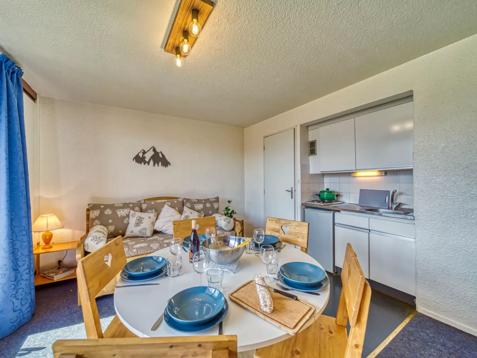 Vostok Zodiaque-Inside