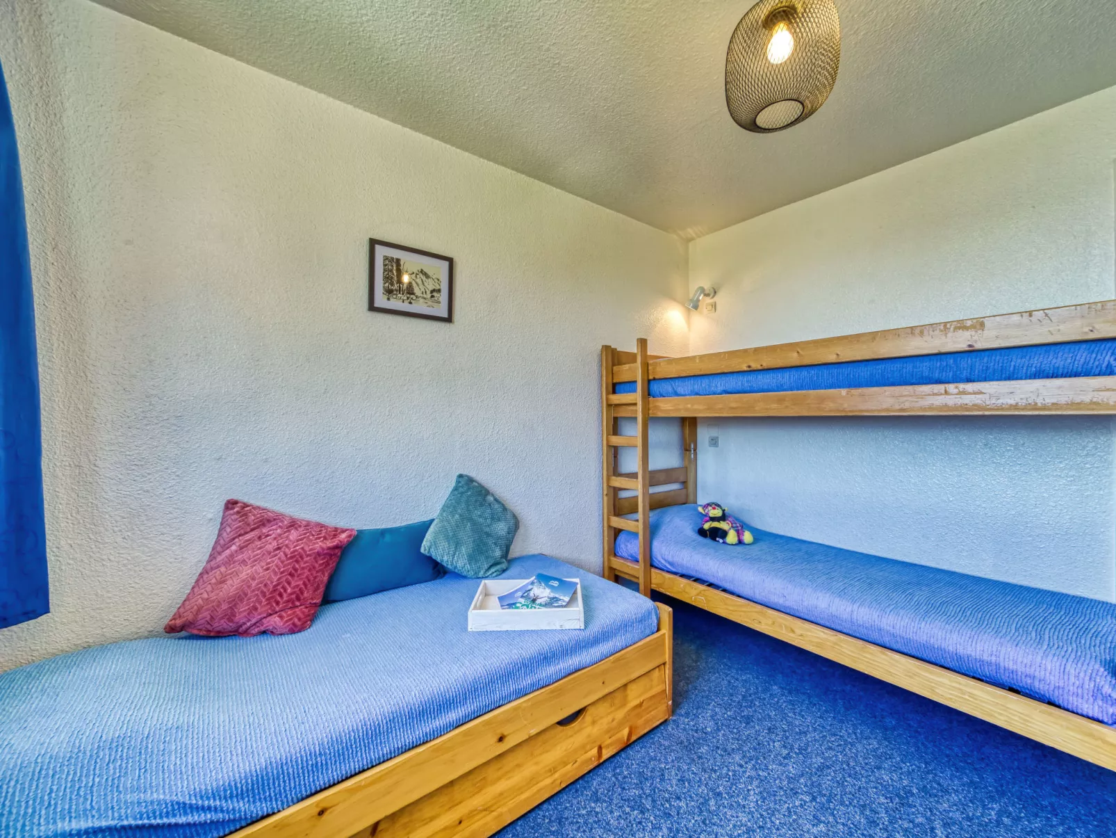 Vostok Zodiaque-Inside