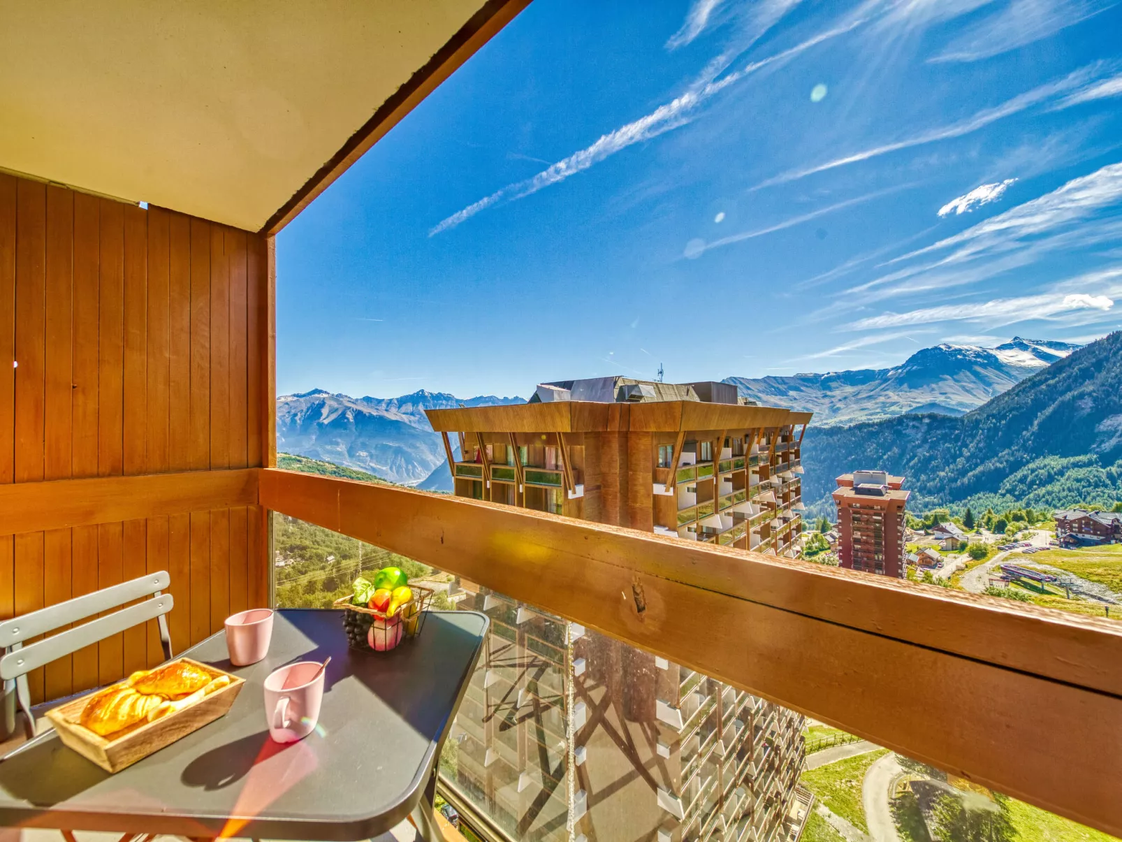 Vostok Zodiaque-Outside