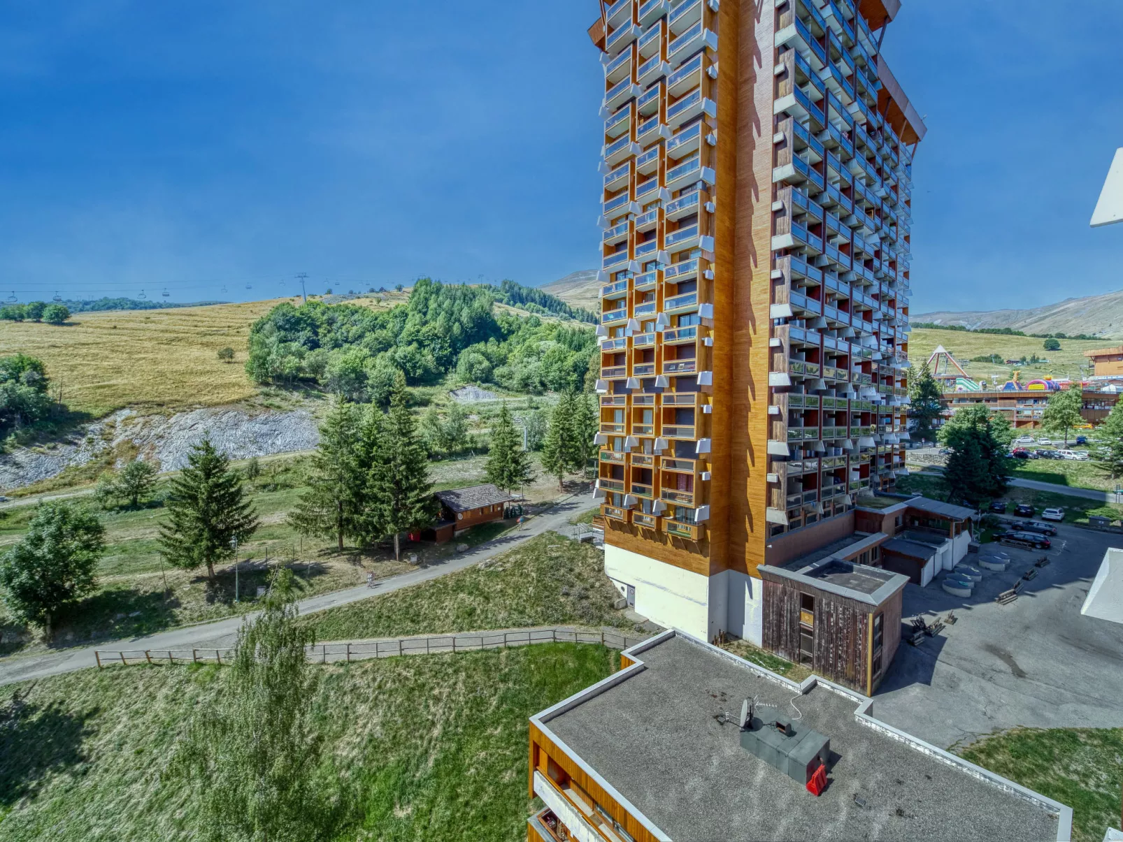 Pegase Phenix-Outside