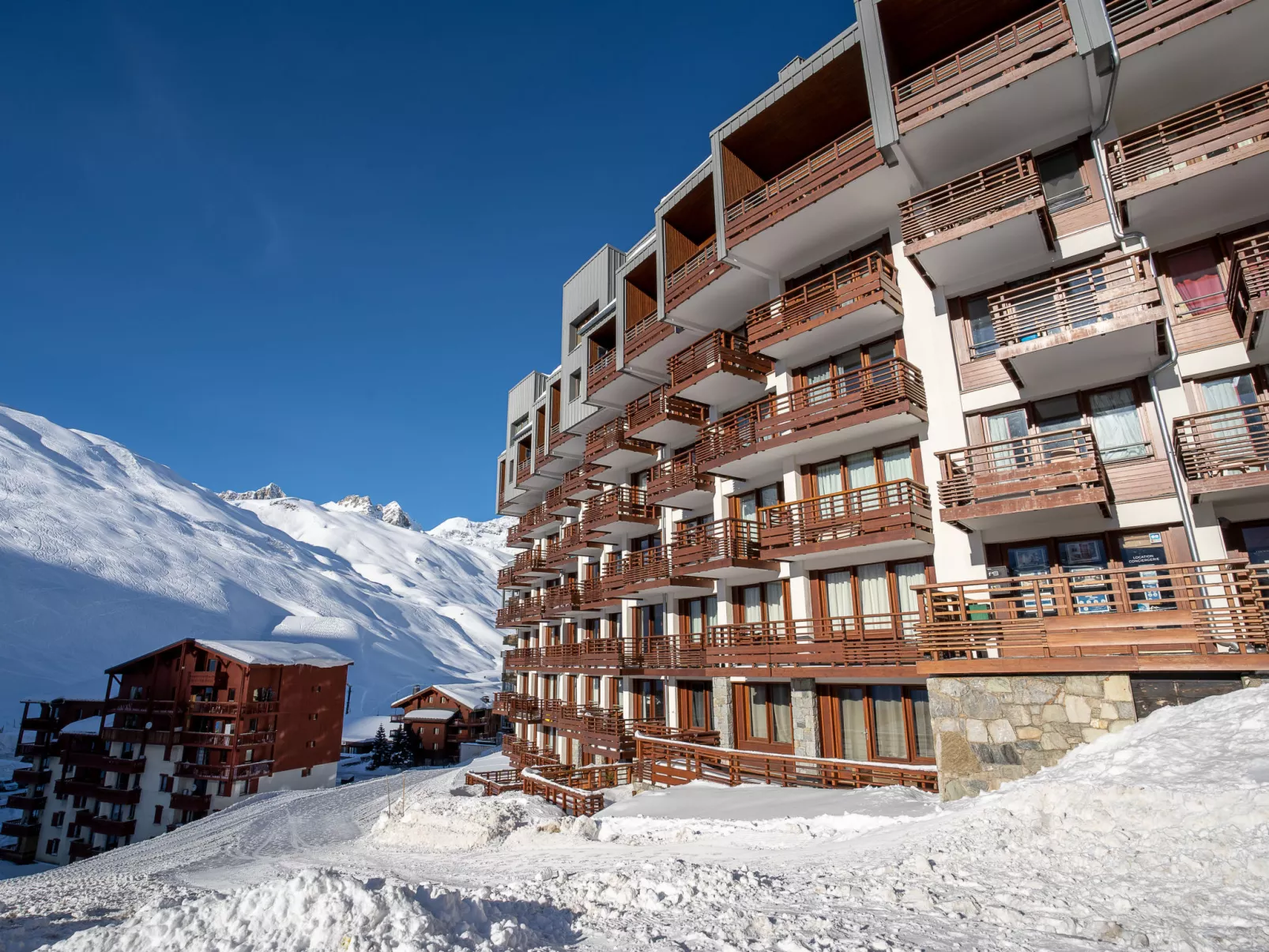 Le Curling B (Val Claret)-Outside