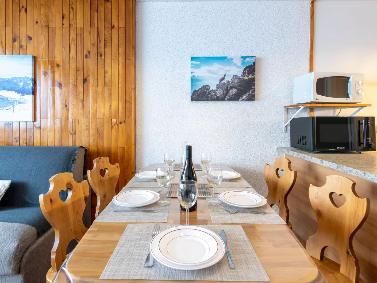 Les Tommeuses (Val Claret)-Inside