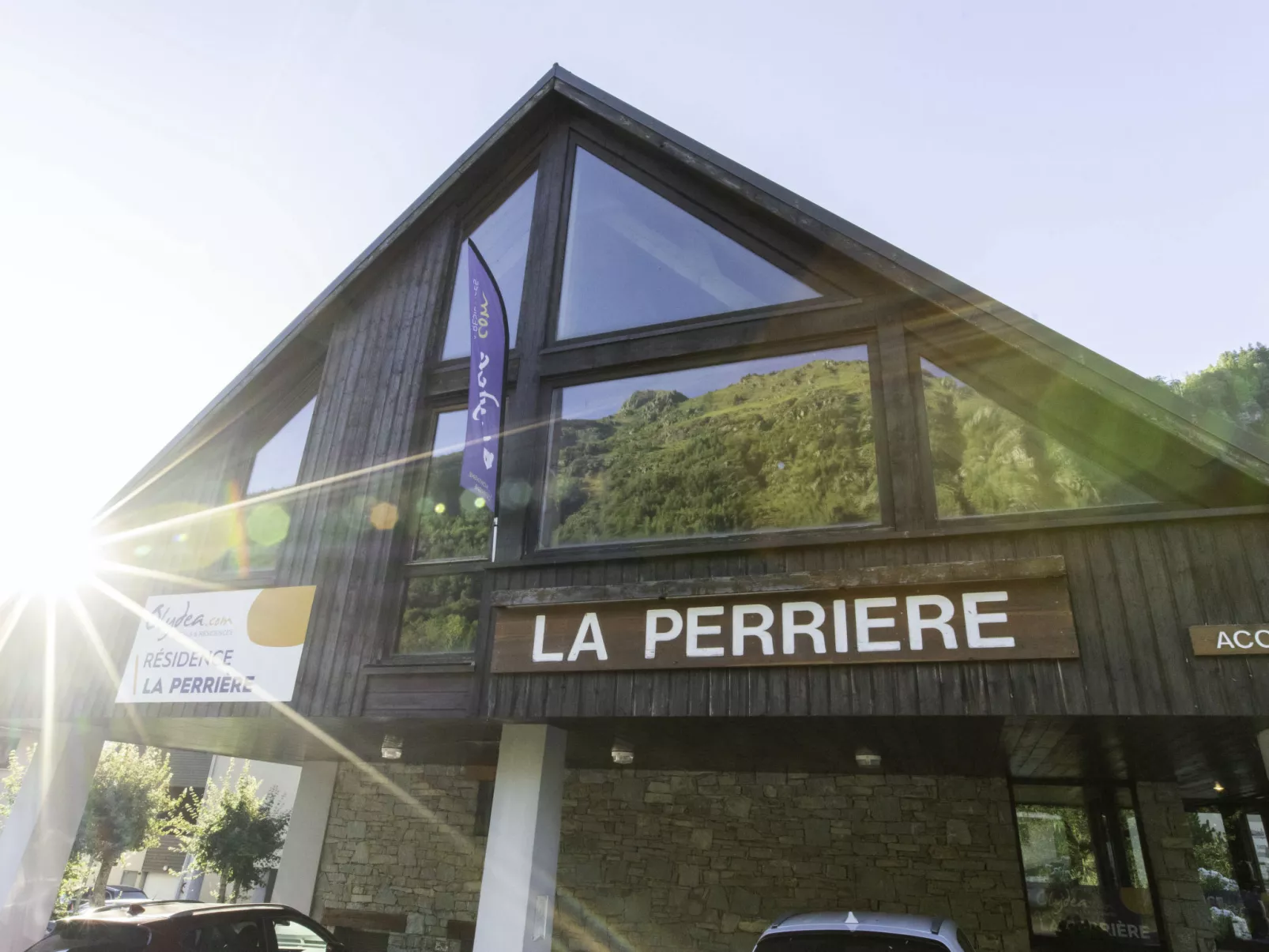 Les Hameaux de la Perrière-Outside