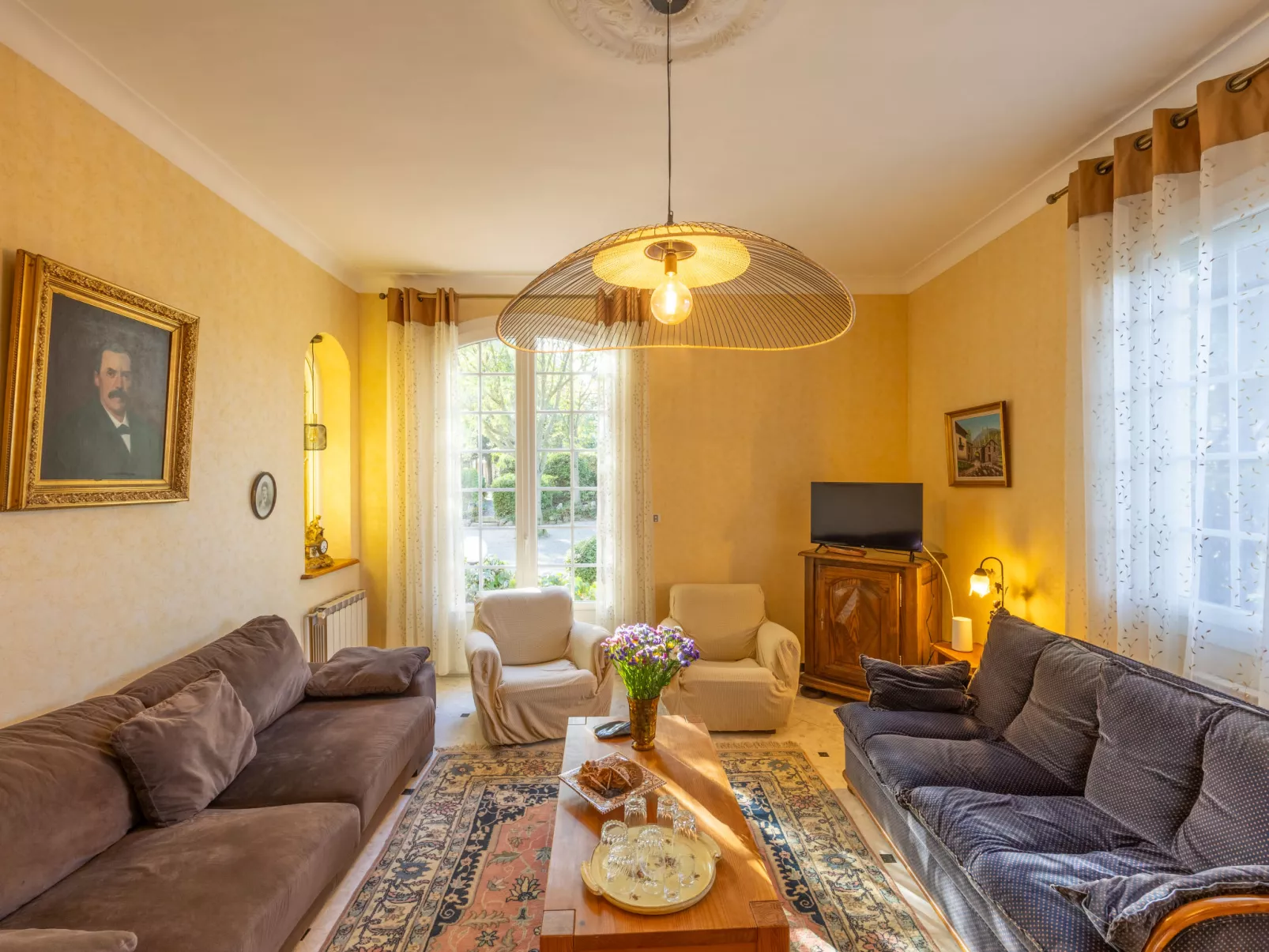 Le Clos Saint Emilie (Tennis & piscine)-Dedans