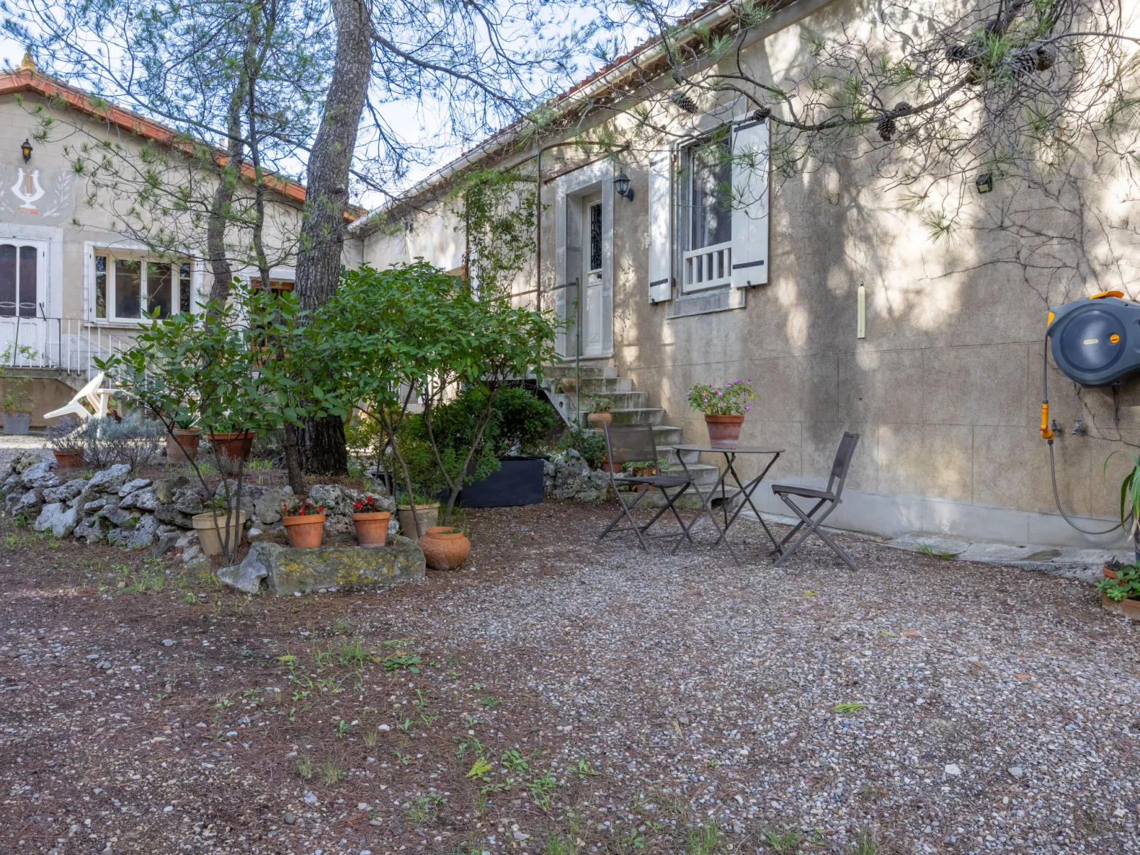 La Pinède-Outside