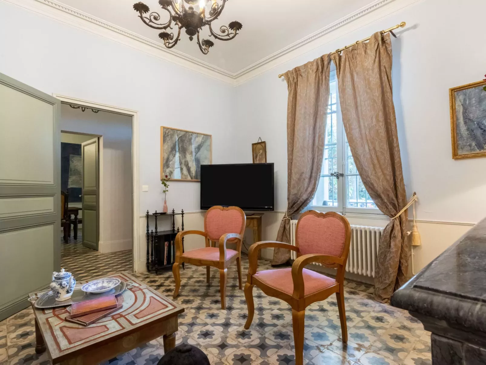 Villa Jaume-Inside