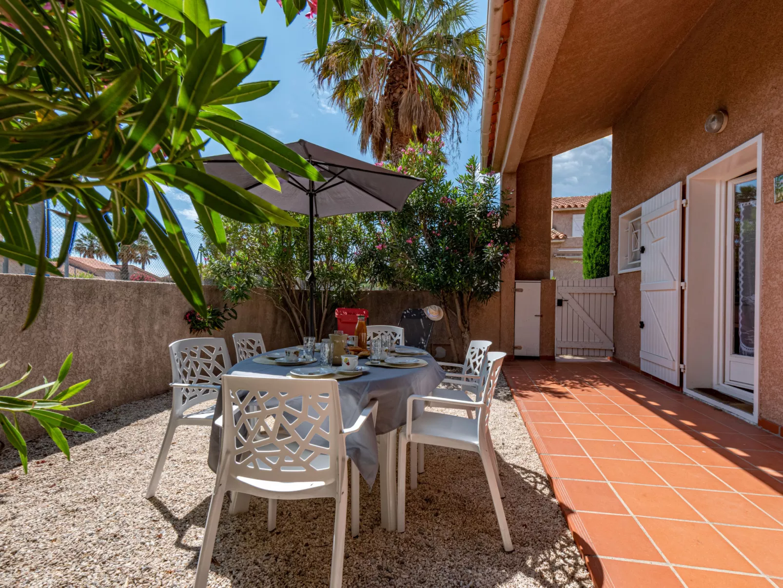 Le Clos de St Cyprien-Outside