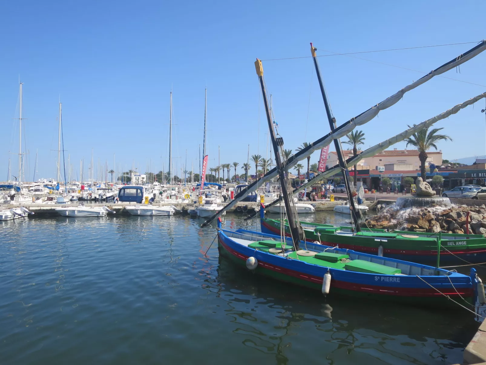 Port d'Attache-Area