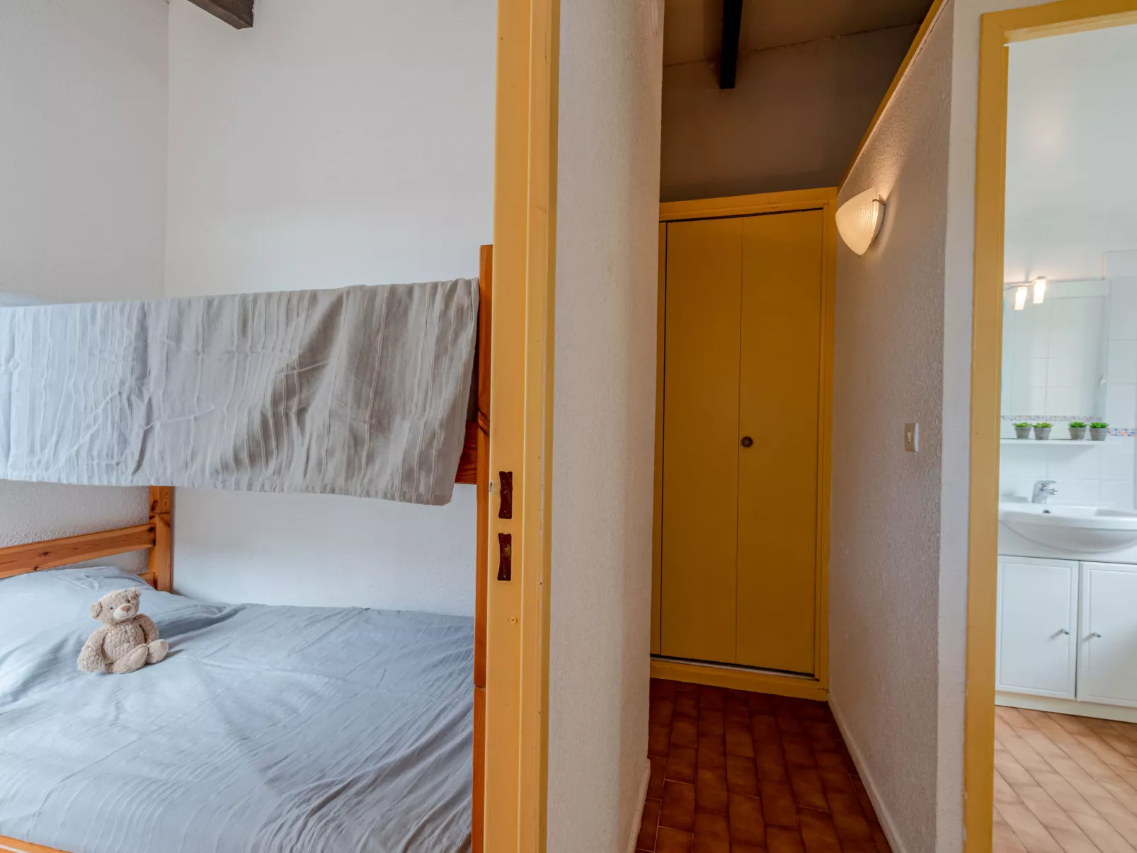 Le Hameau des Capellans-Inside