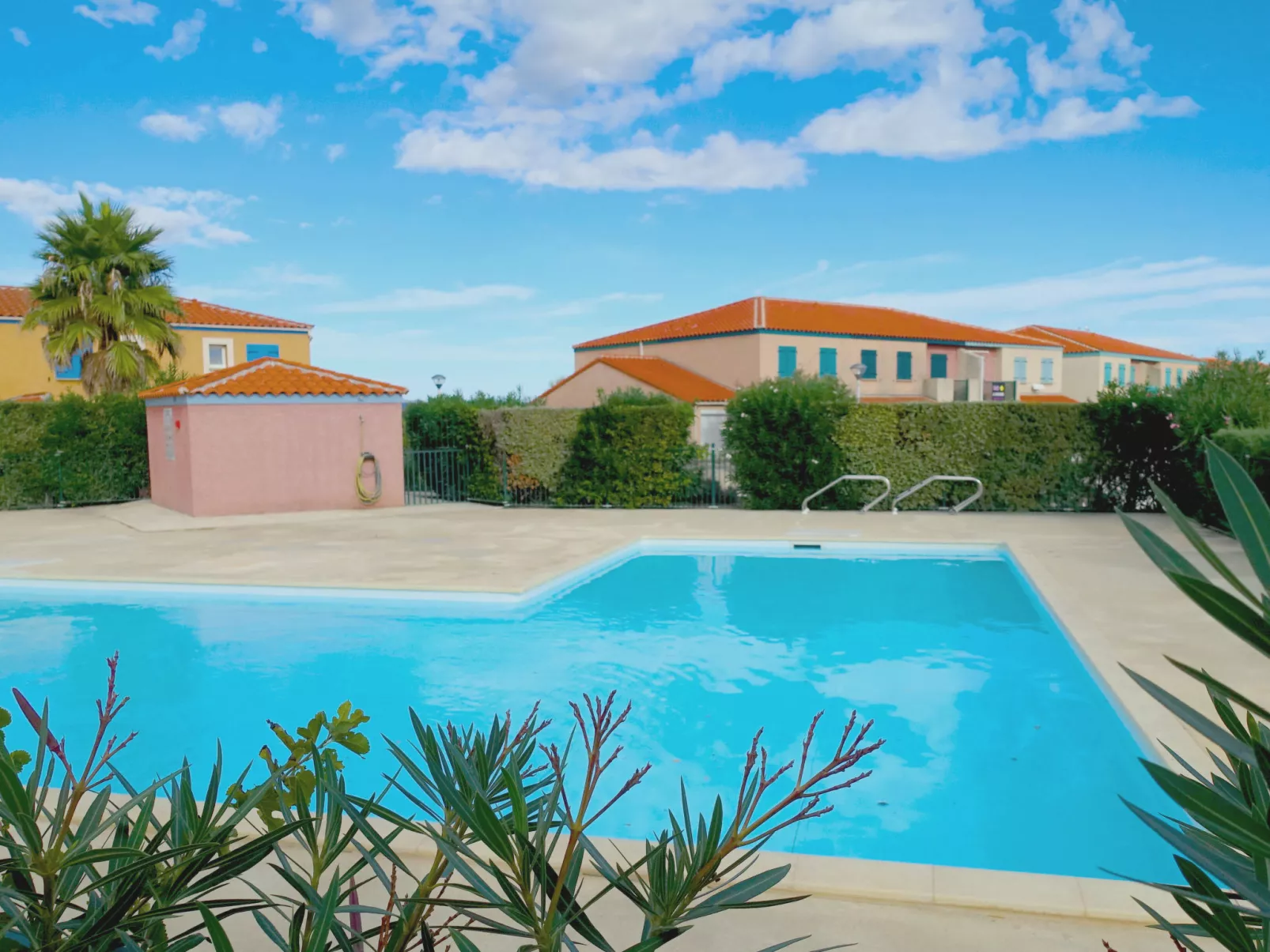 Les Bastides du Cap II-Outside