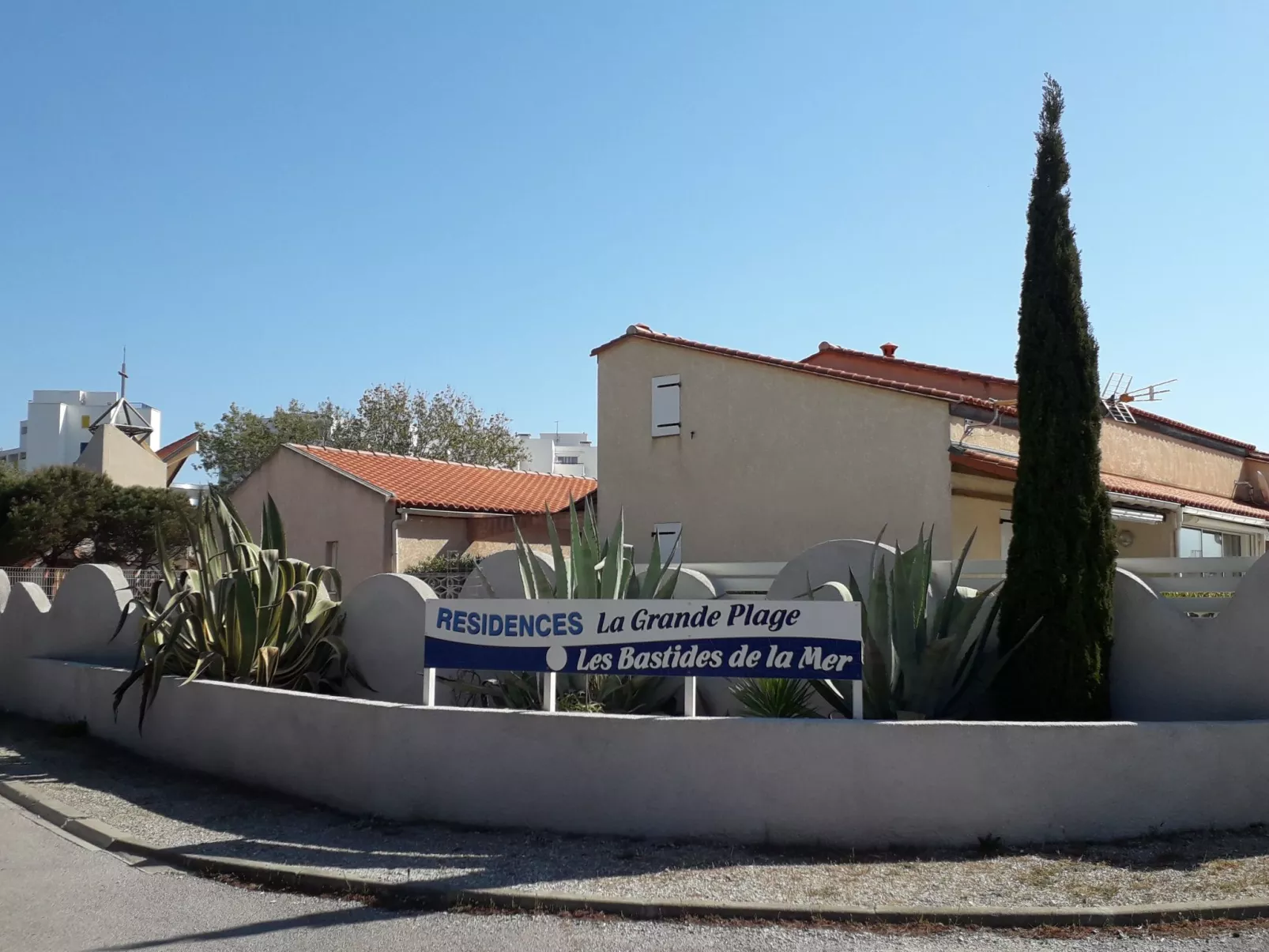 Bastides de la Mer-Draußen