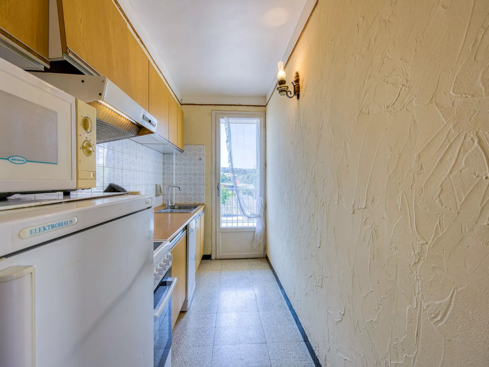 Montreuil-Inside