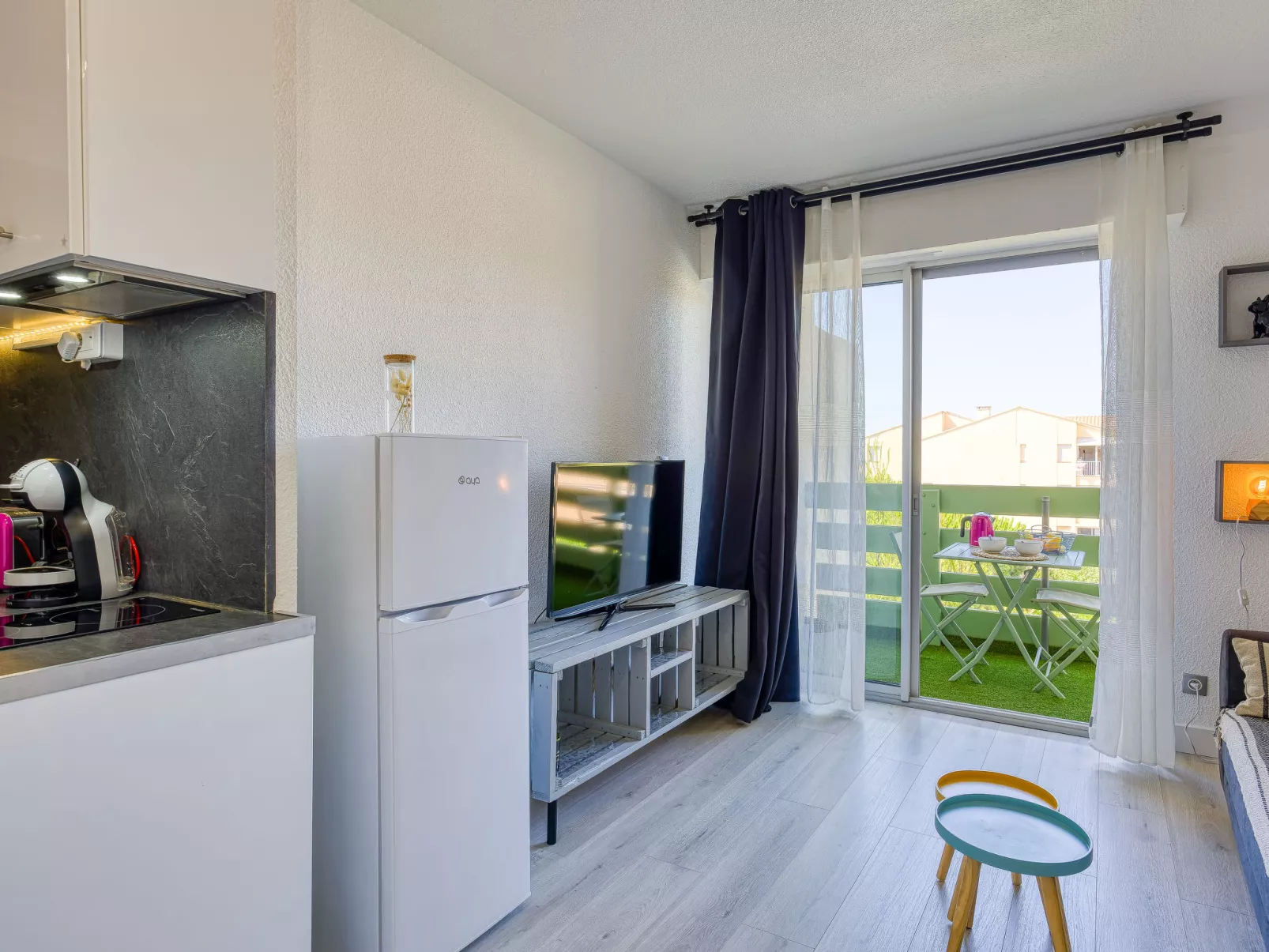 Les Pins-Inside
