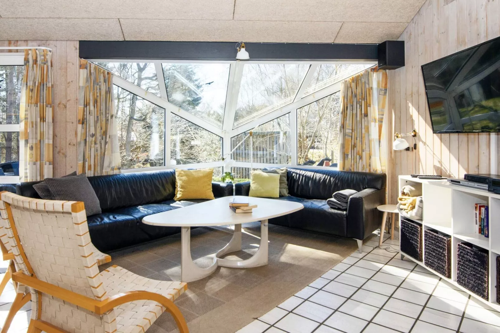 12 person holiday home in Glesborg-Indoor