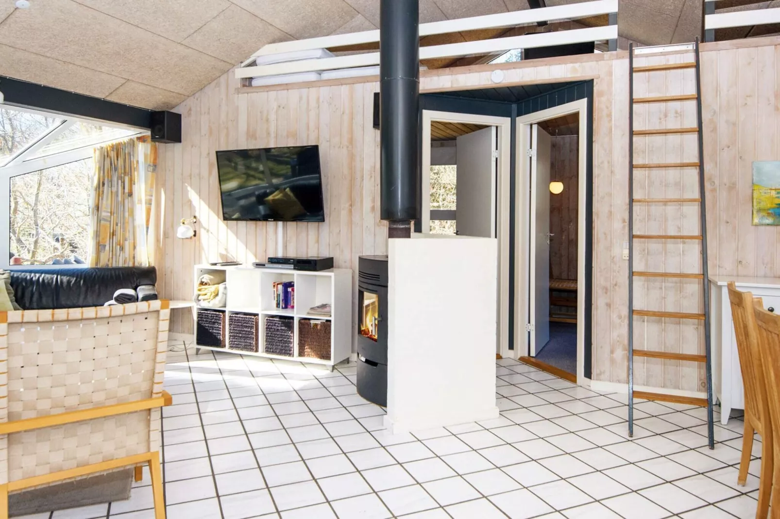 12 person holiday home in Glesborg-Indoor