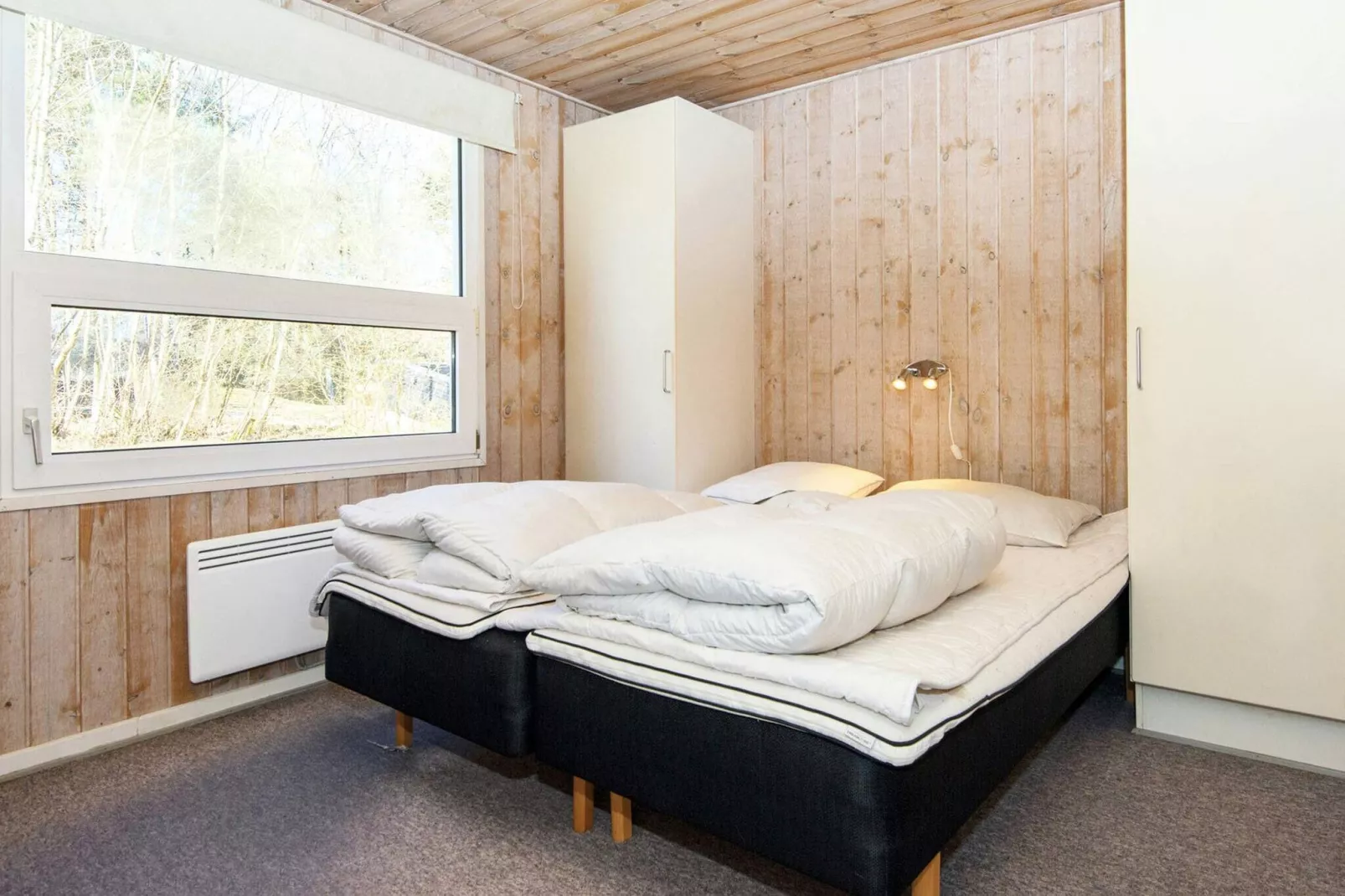 12 person holiday home in Glesborg-Indoor