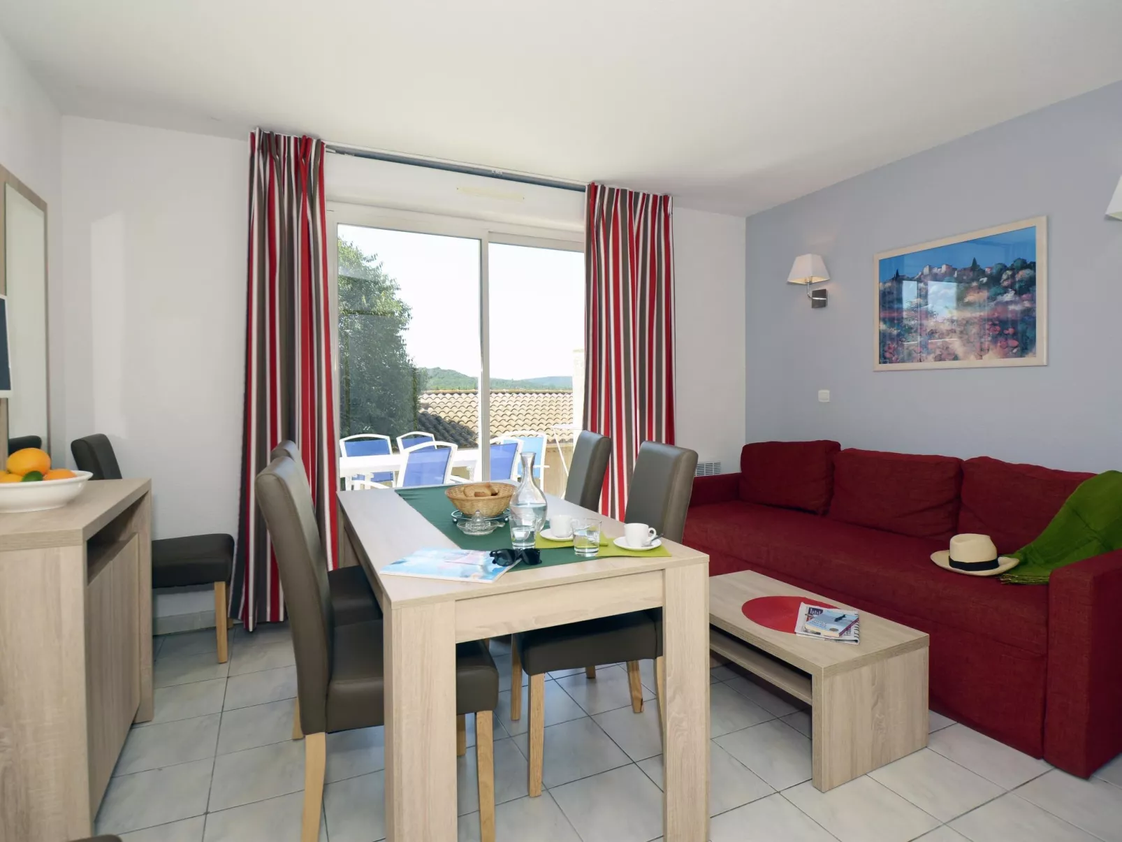 Les Hauts de Salavas-Inside