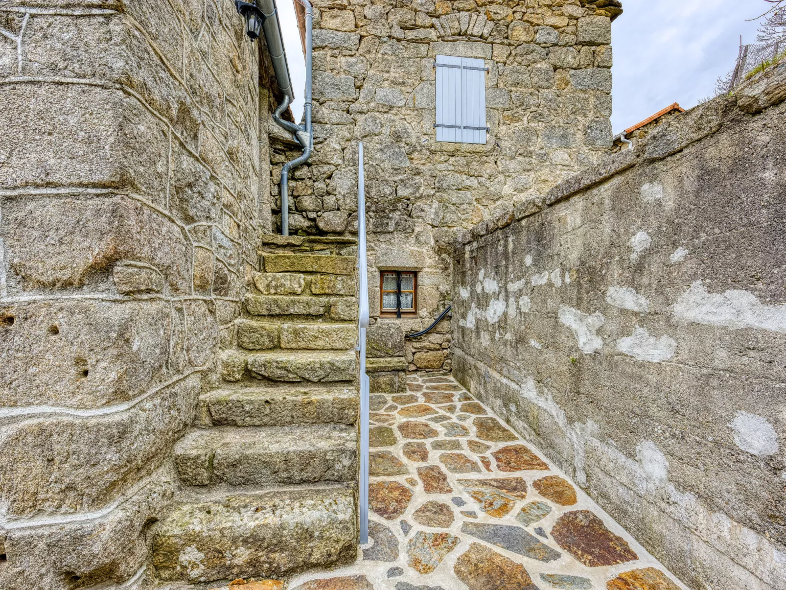 Le Trépadou-Outside