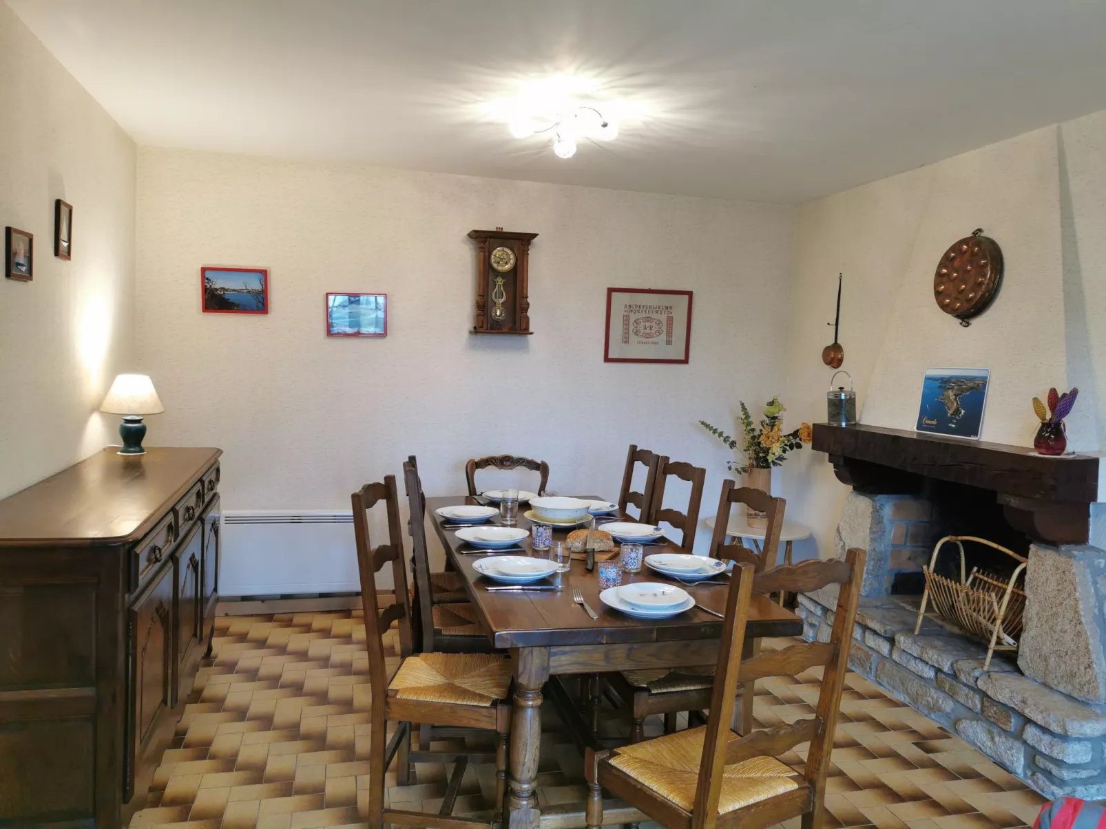 La maison bleue-Inside